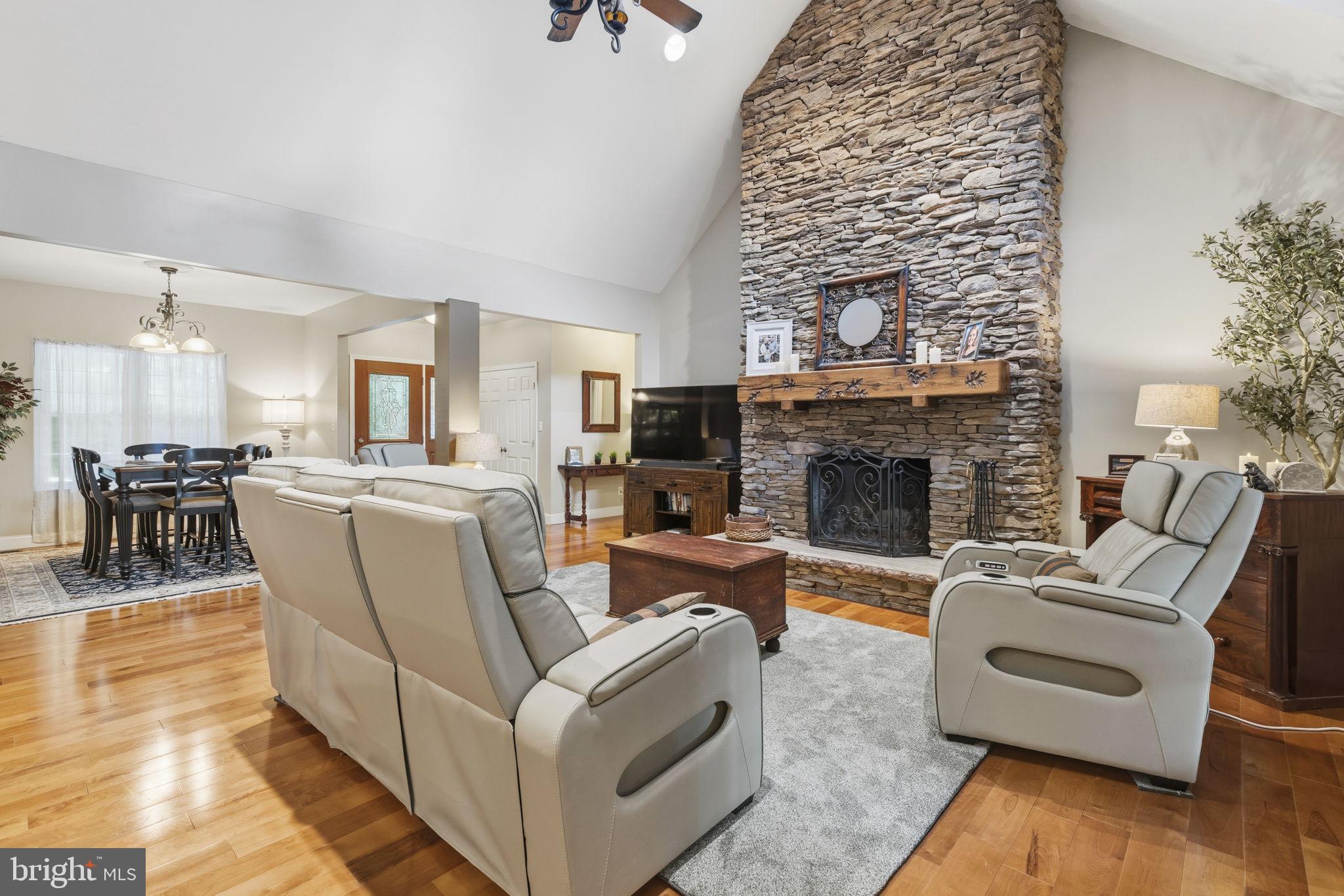 OAKWOOD - Residential