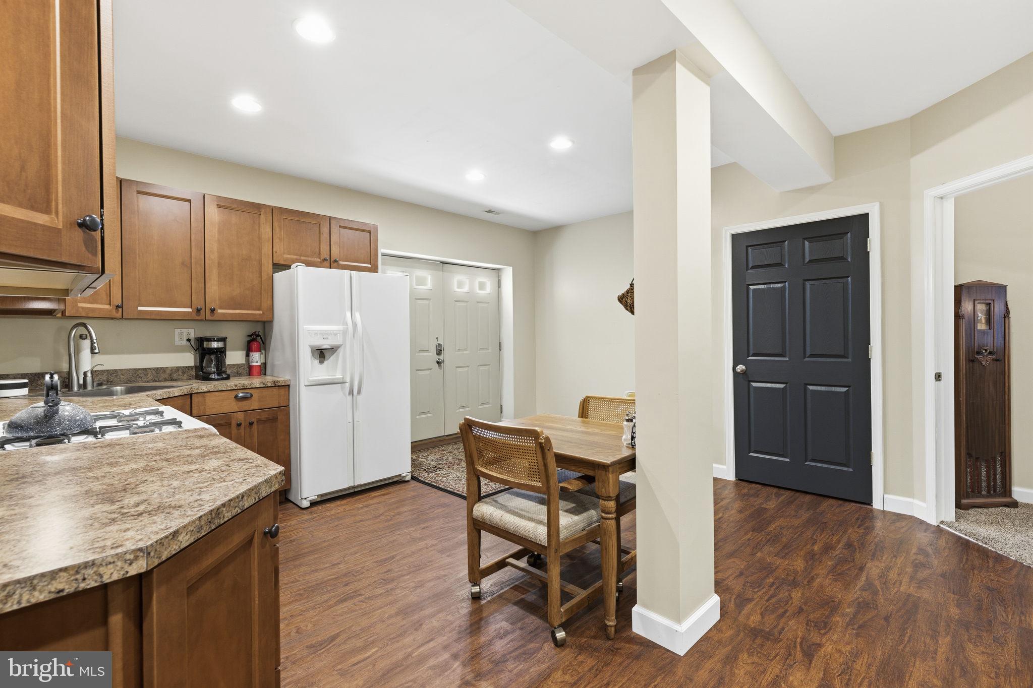 OAKWOOD - Residential