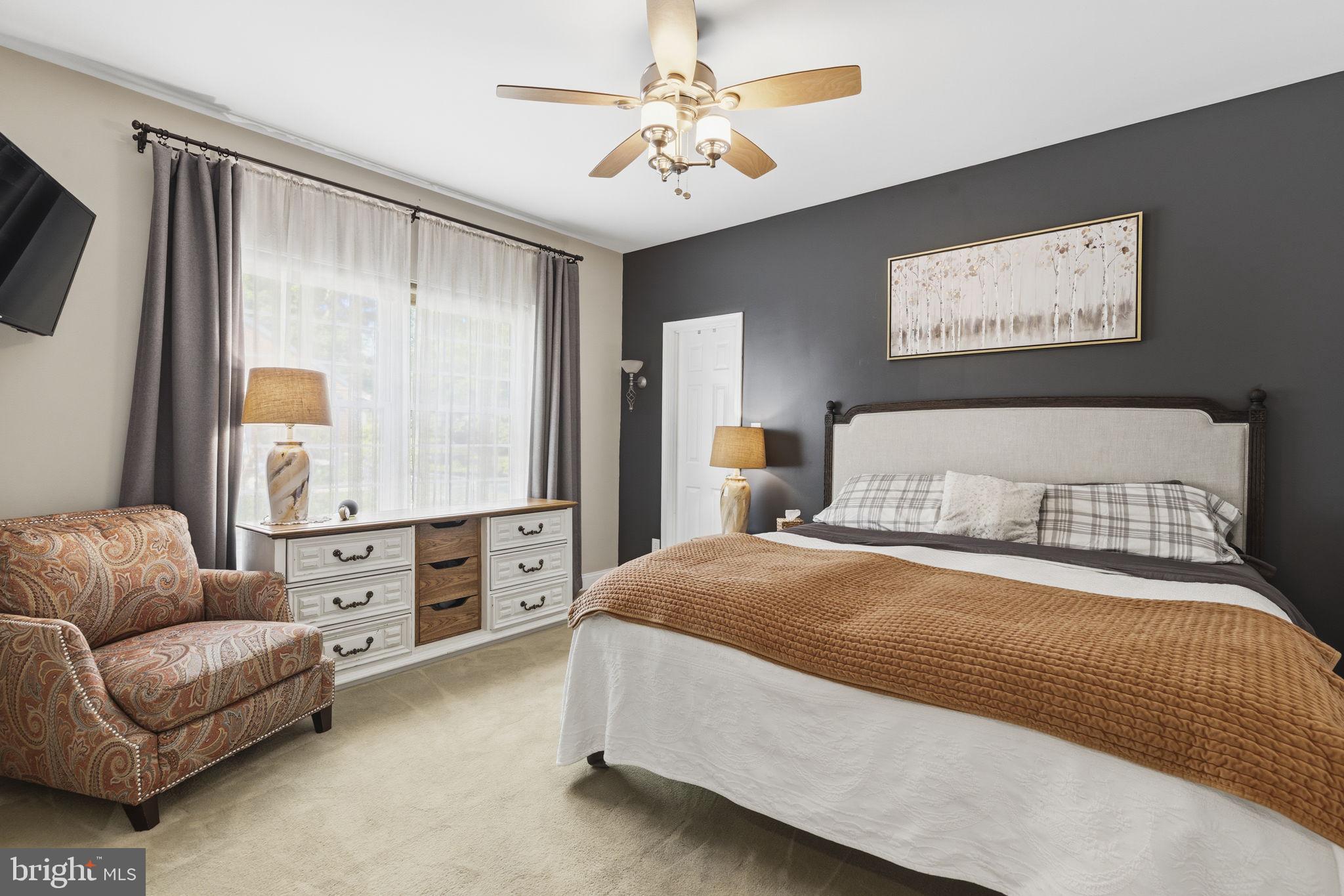 OAKWOOD - Residential