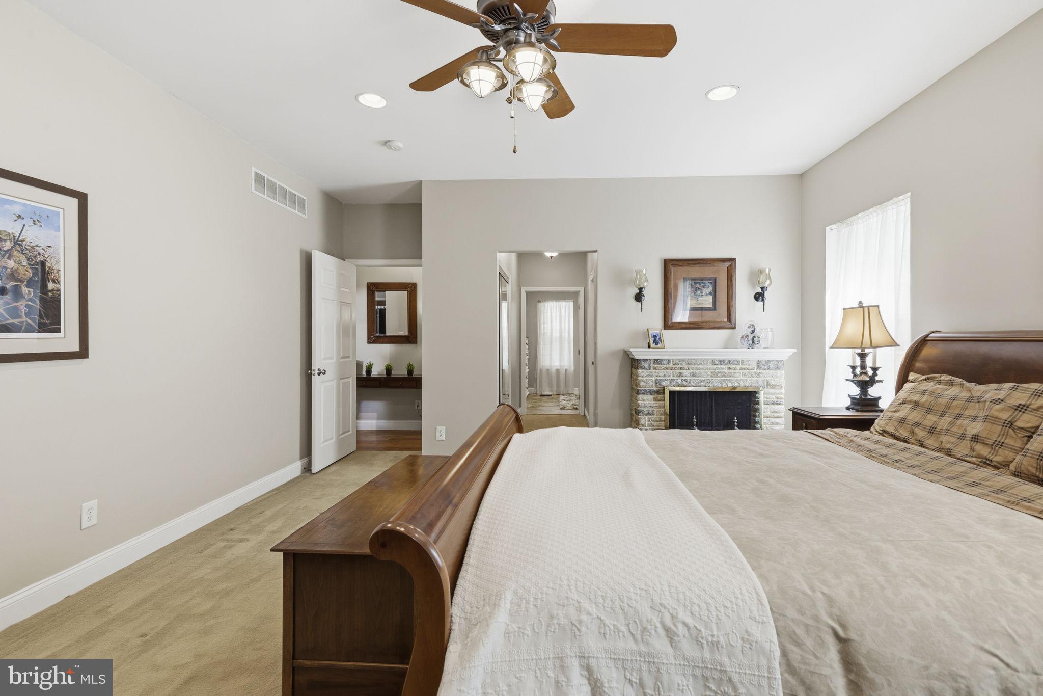 OAKWOOD - Residential