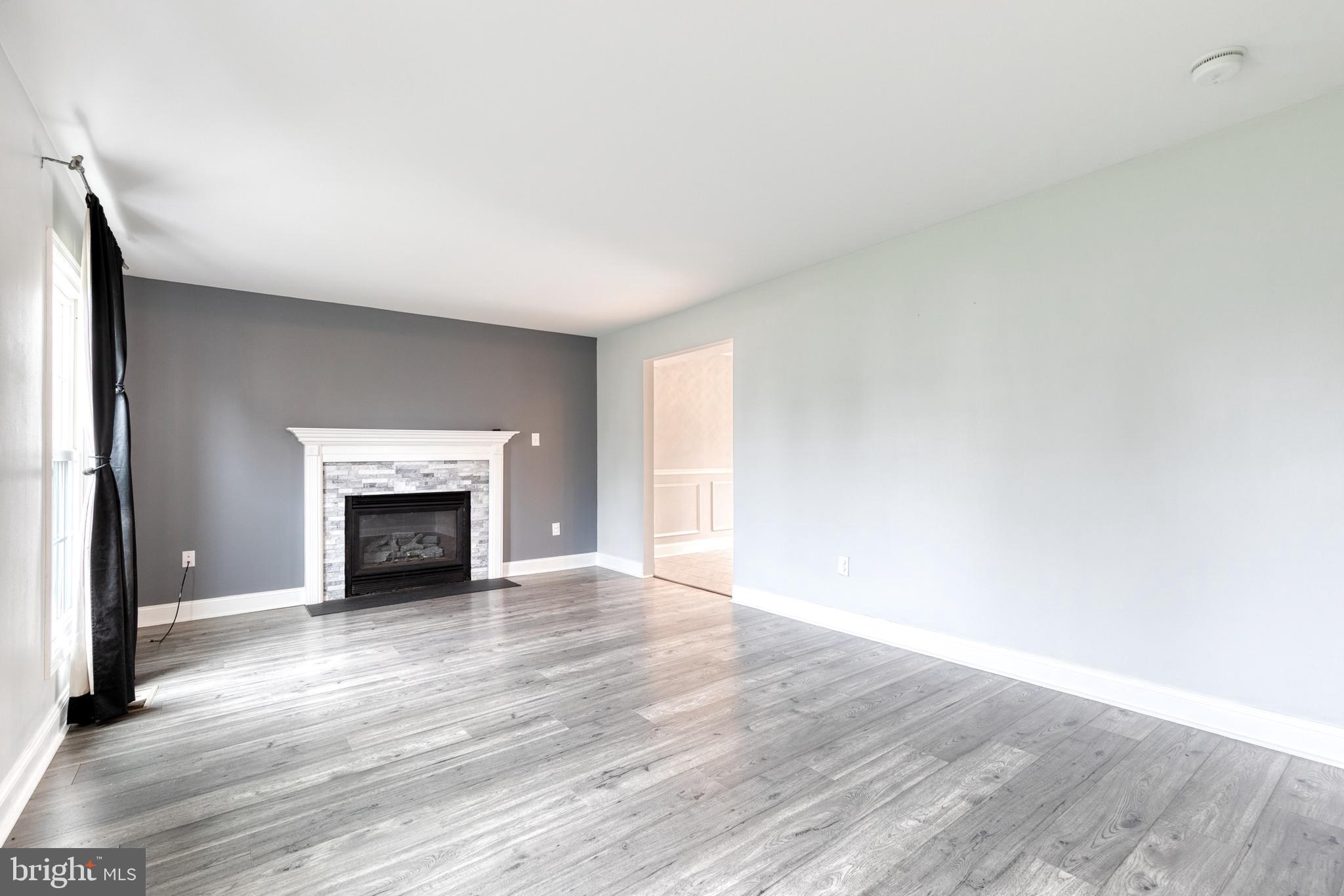 FOUR SEASONS ESTATES - Residential Lease