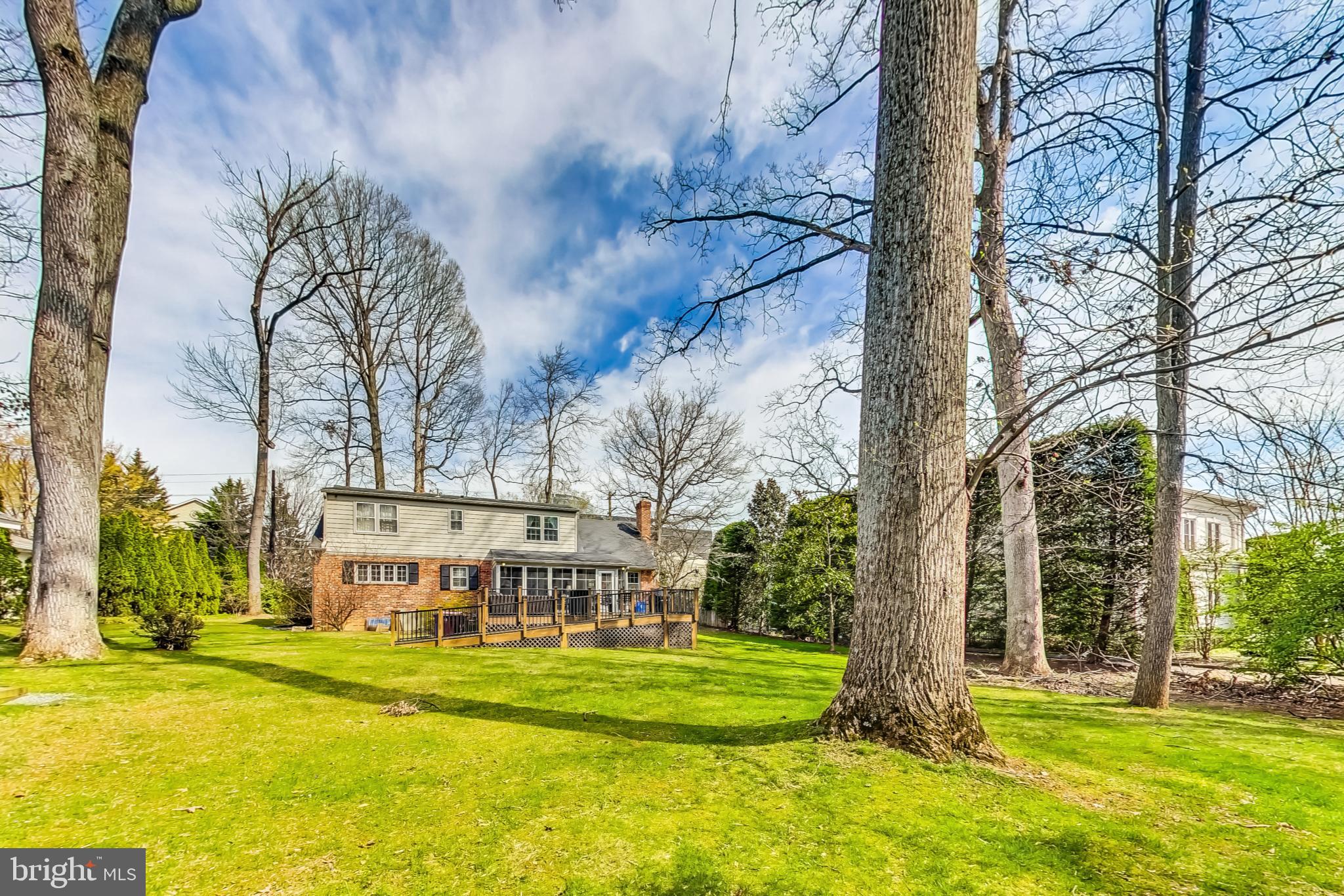 ROCKVILLE OUTSIDE - Residential