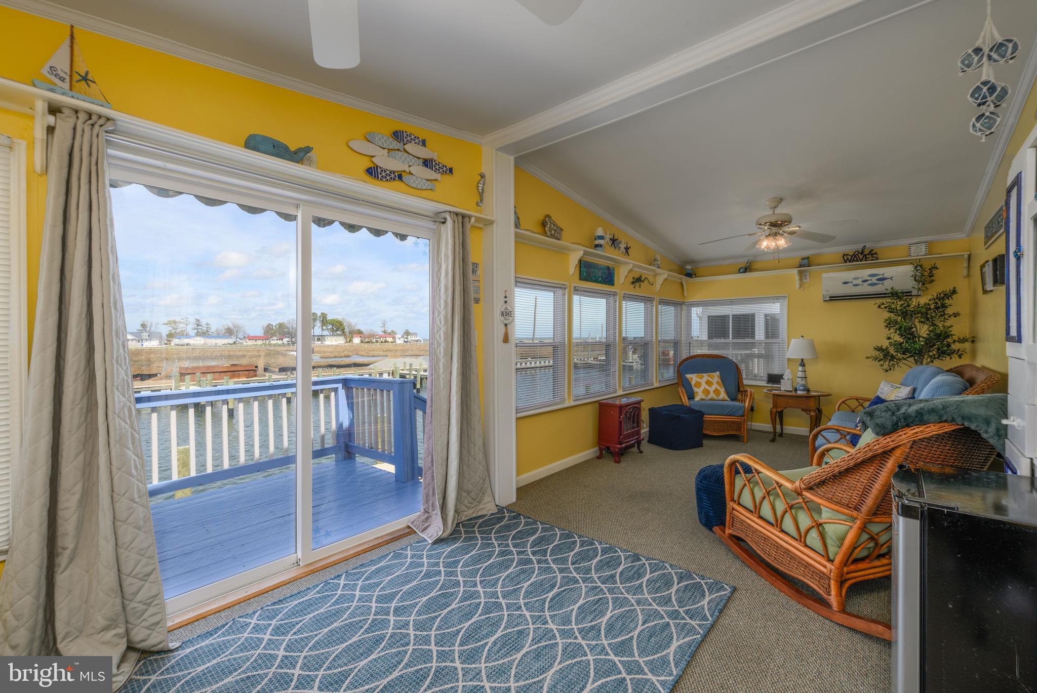 MARINERS COVE - Residential