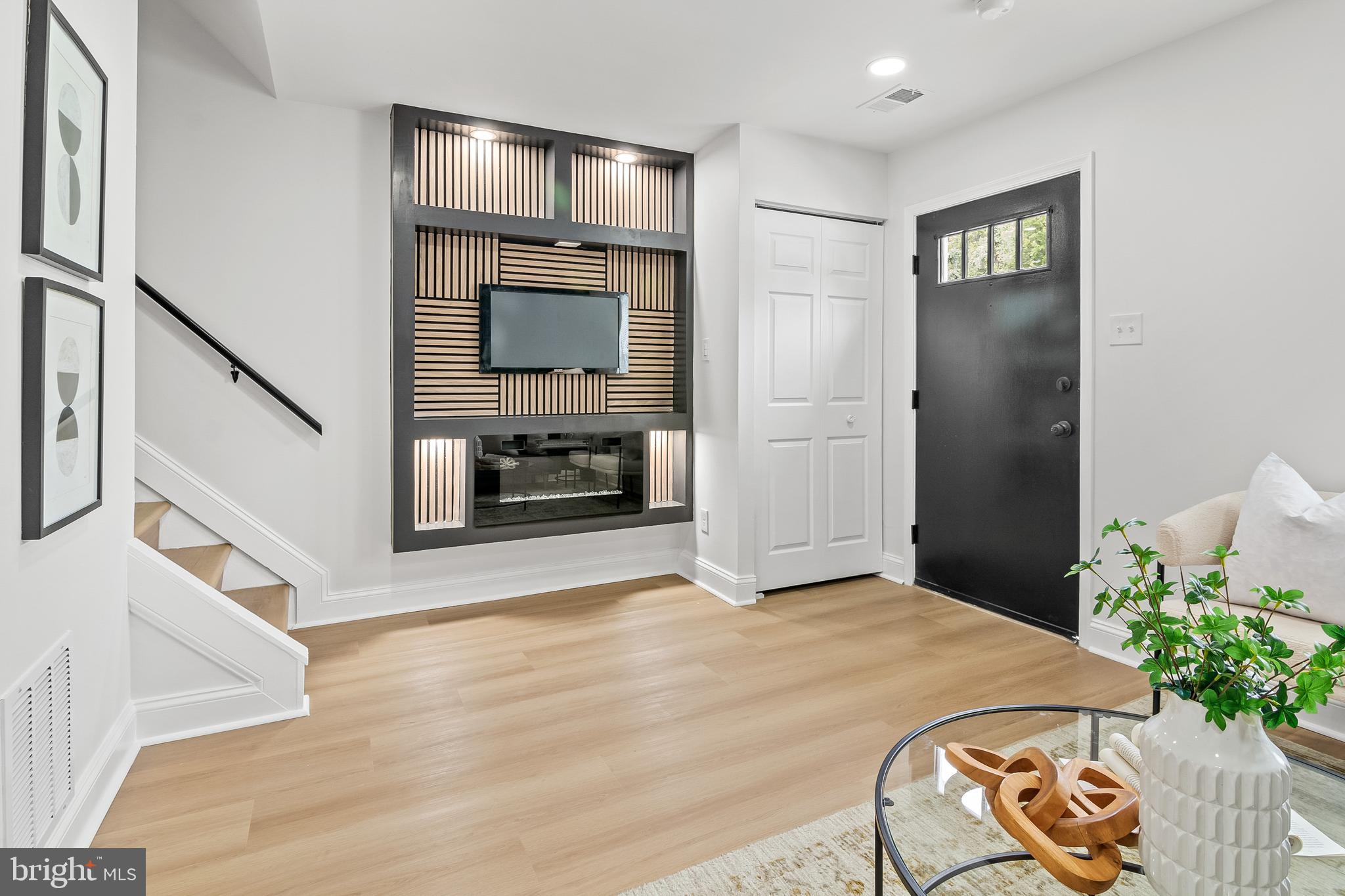 HILLTOP VILLAGE CONDOMINIUMS - Residential