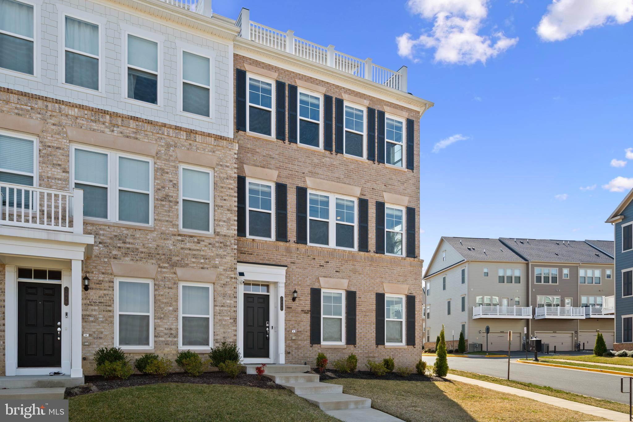 POTOMAC SHORES - Residential