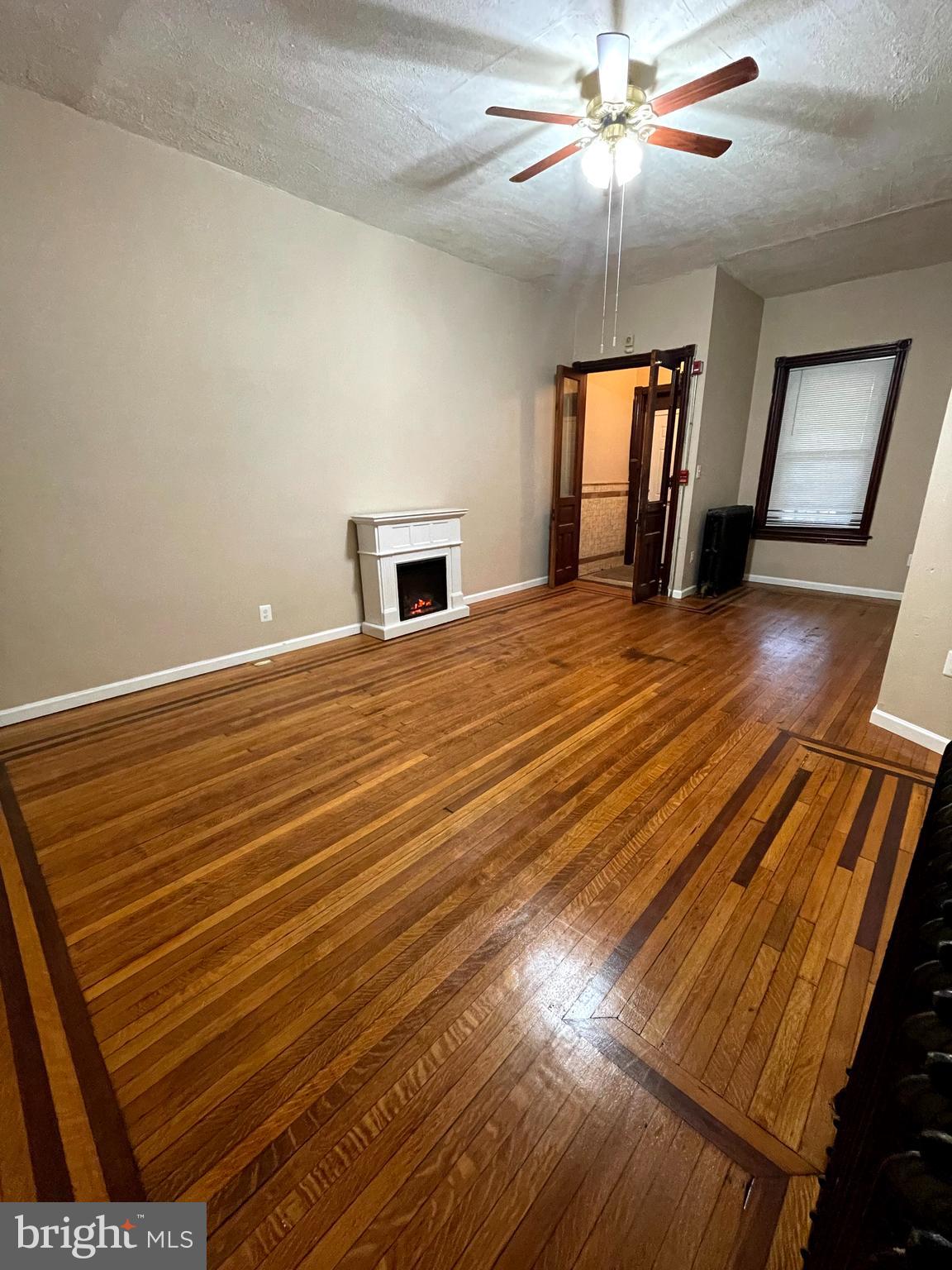 MILL CREEK - Residential Income