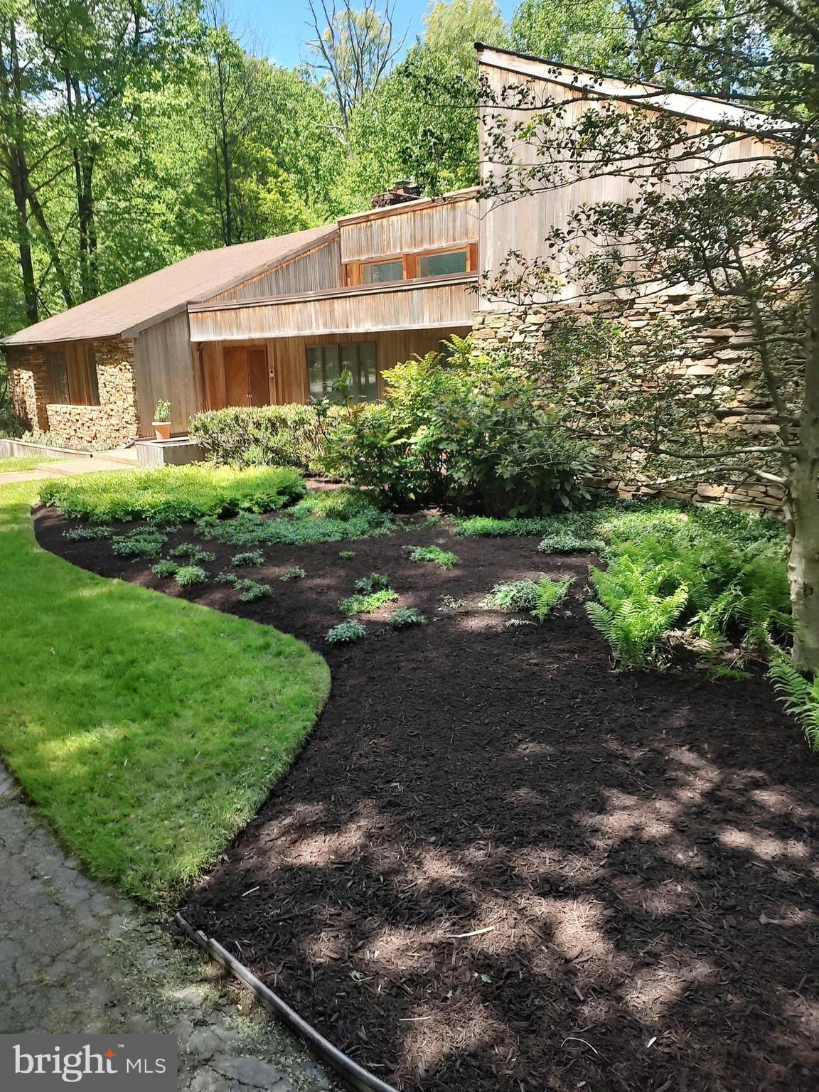 VELVET RIDGE - Residential
