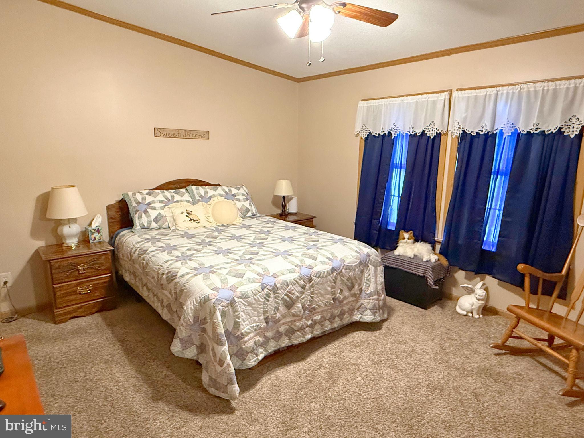 EAGLE VIEW MOBILE HOME PK - Residential