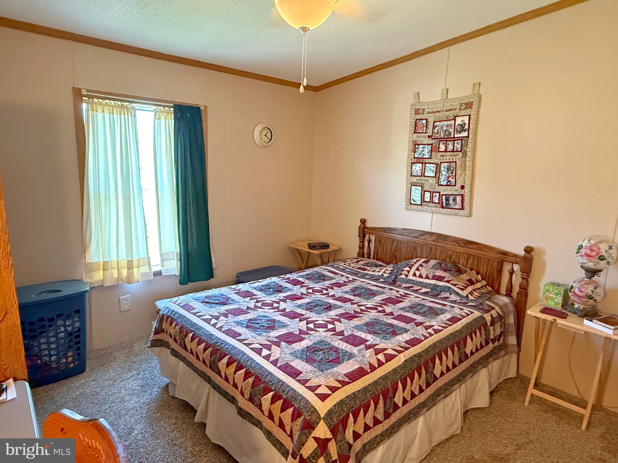 EAGLE VIEW MOBILE HOME PK - Residential