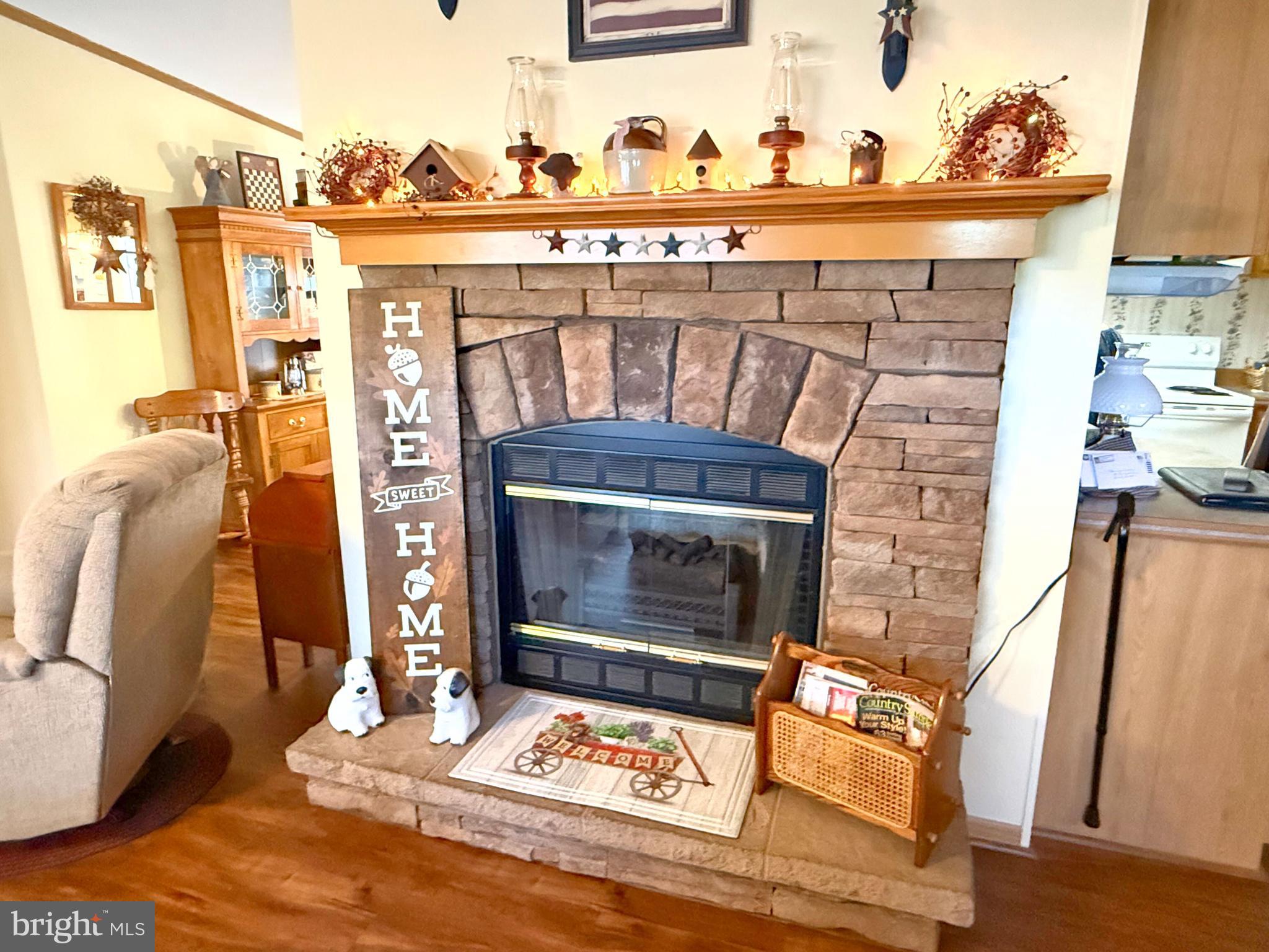 EAGLE VIEW MOBILE HOME PK - Residential