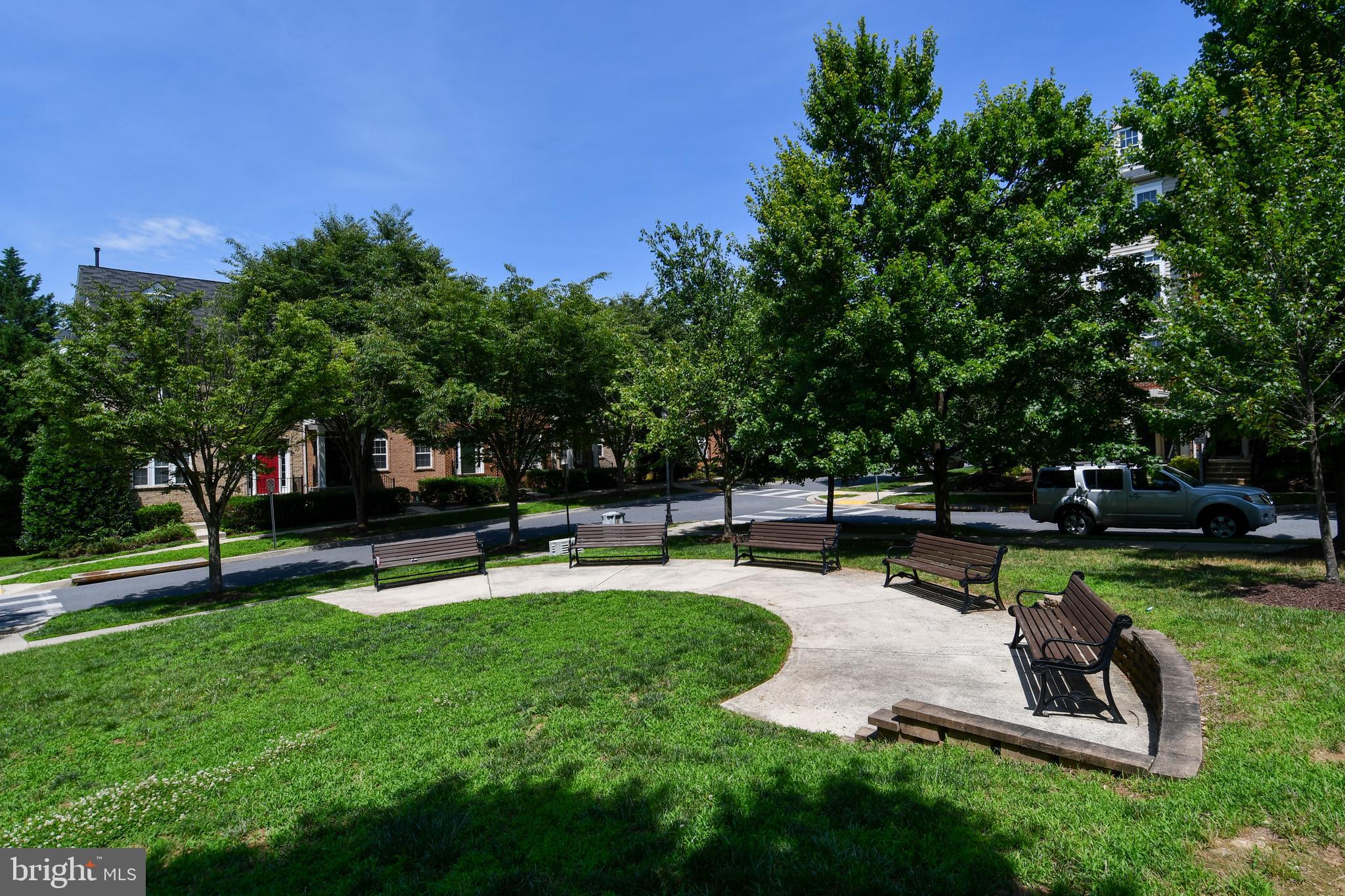 HIDDEN CREEK - Residential