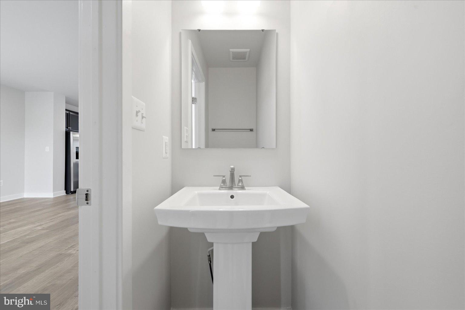 AMBER RIDGE - Residential