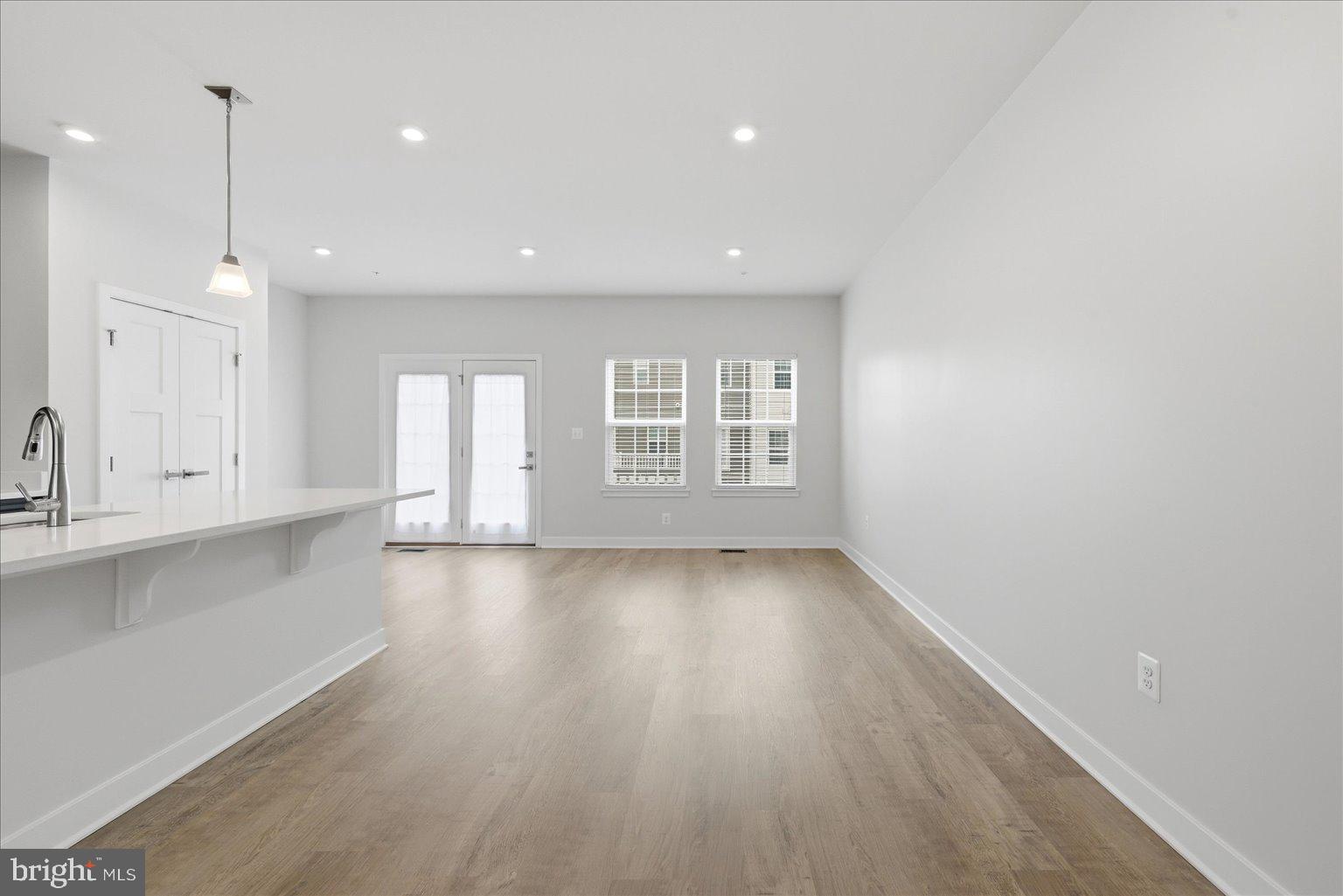 AMBER RIDGE - Residential