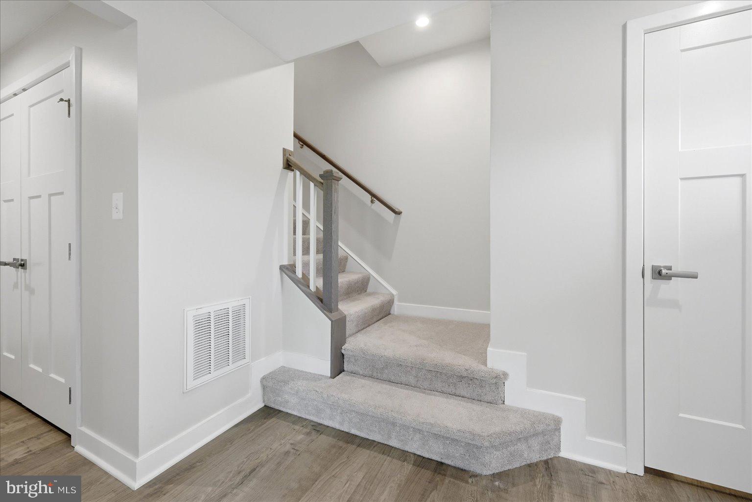 AMBER RIDGE - Residential
