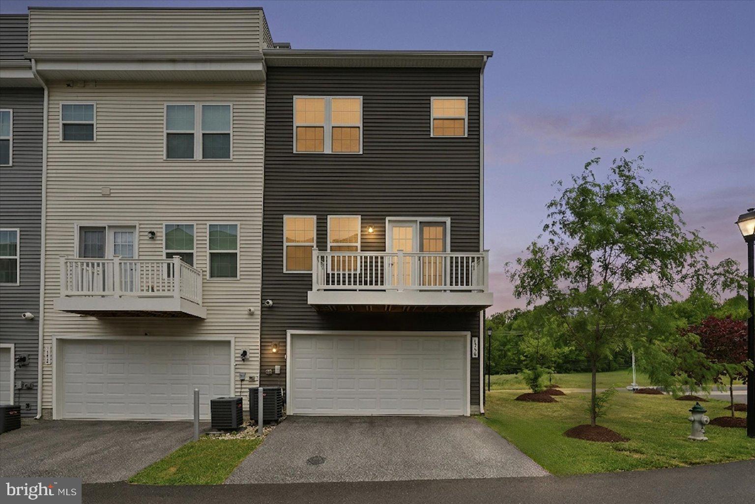 AMBER RIDGE - Residential