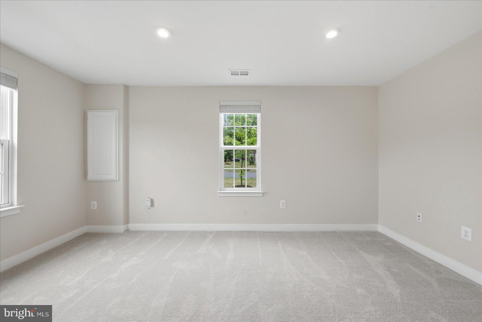 AMBER RIDGE - Residential