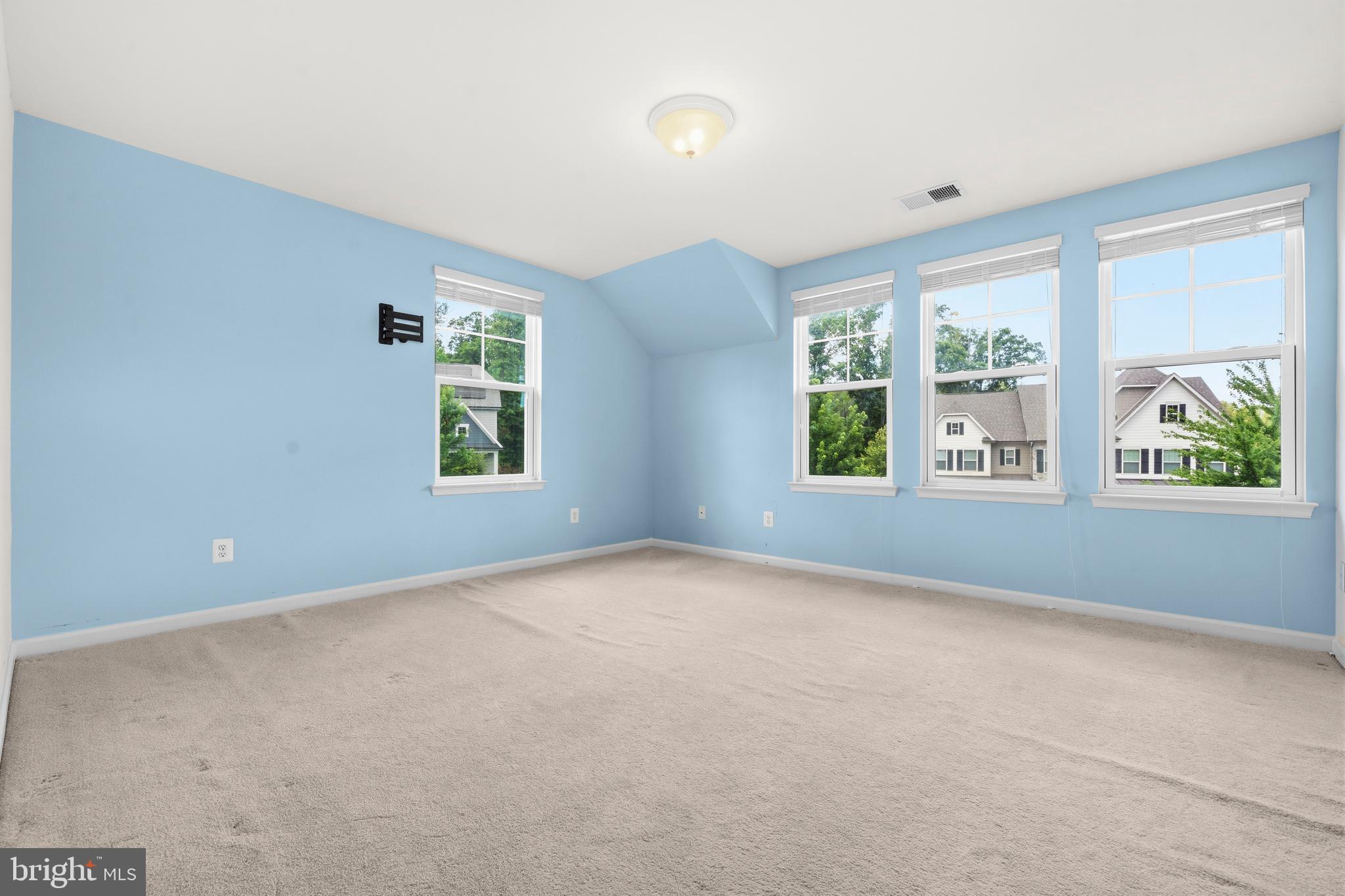 POTOMAC SHORES - Residential