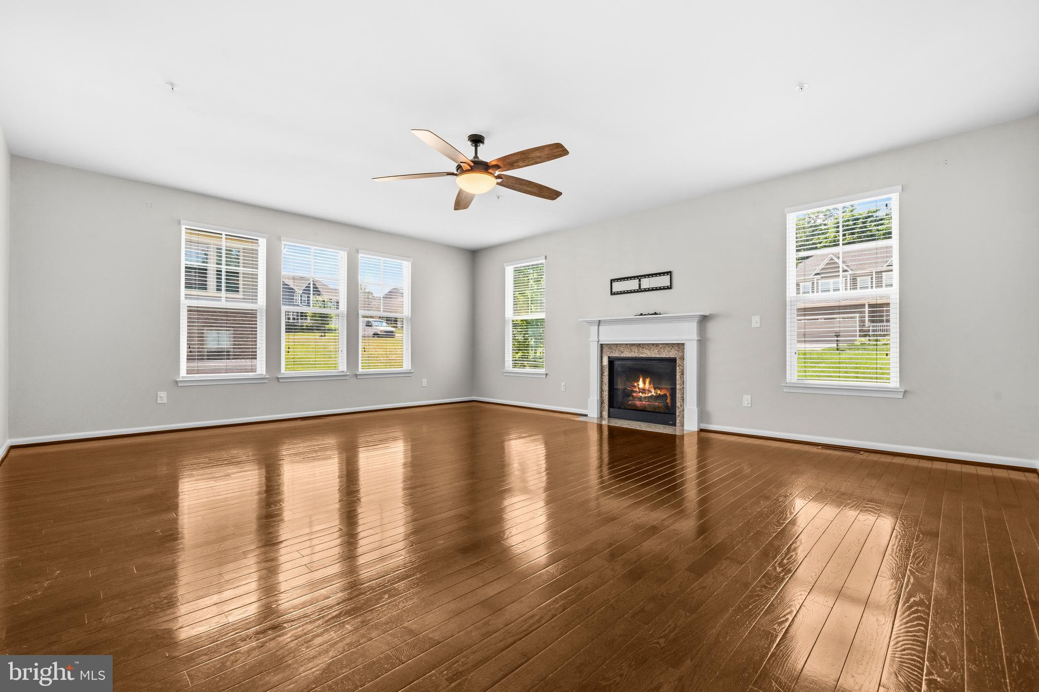 POTOMAC SHORES - Residential
