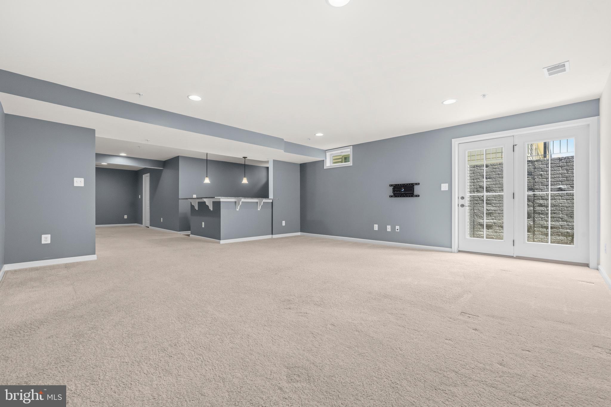 POTOMAC SHORES - Residential
