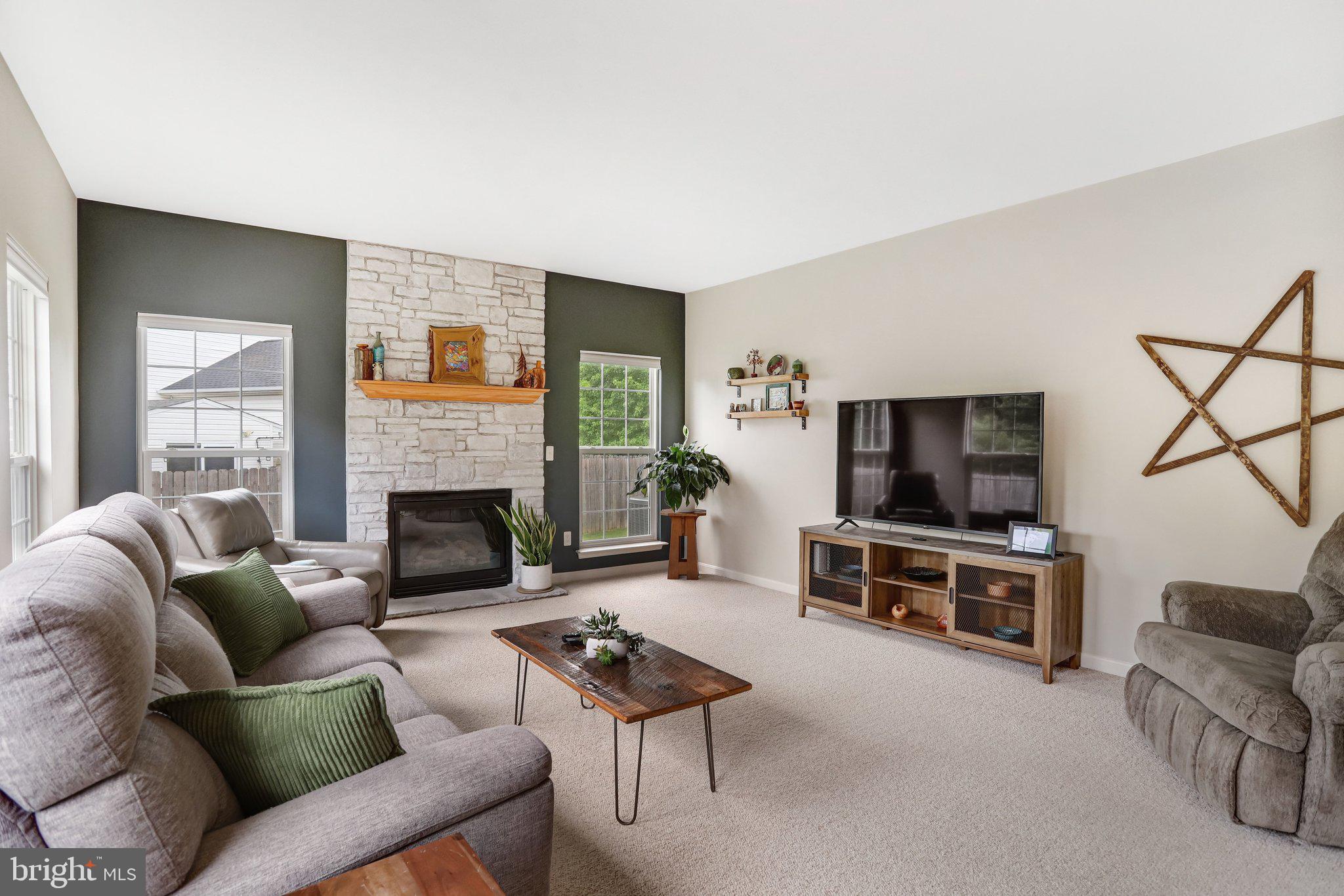 LOCUST GROVE - Residential