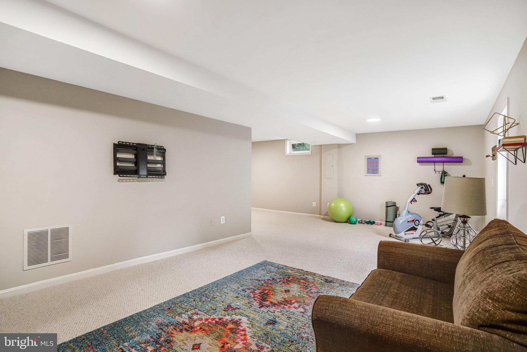 LOCUST GROVE - Residential