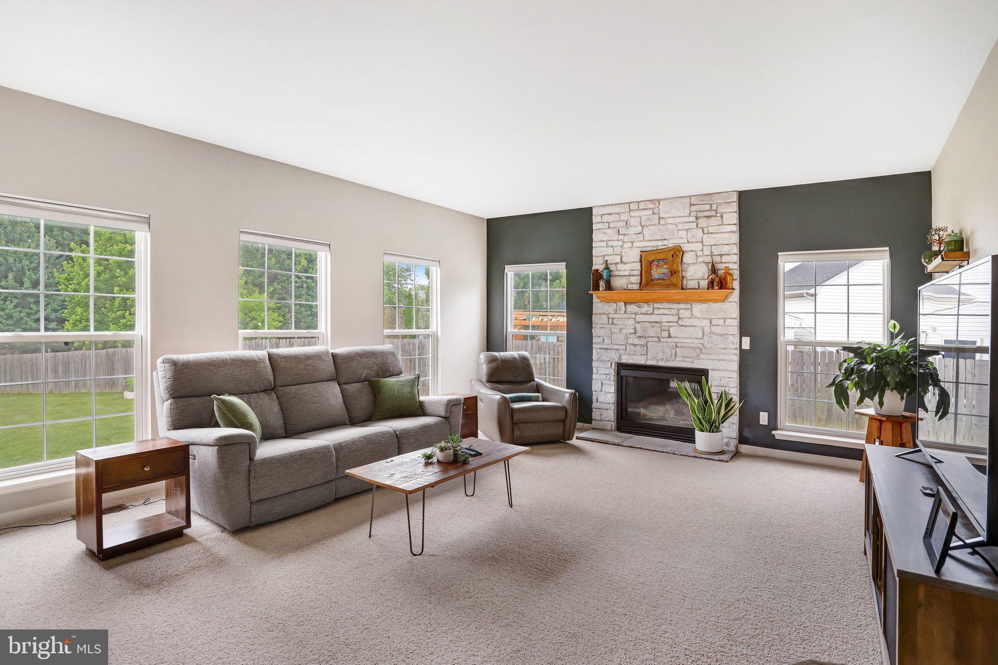 LOCUST GROVE - Residential