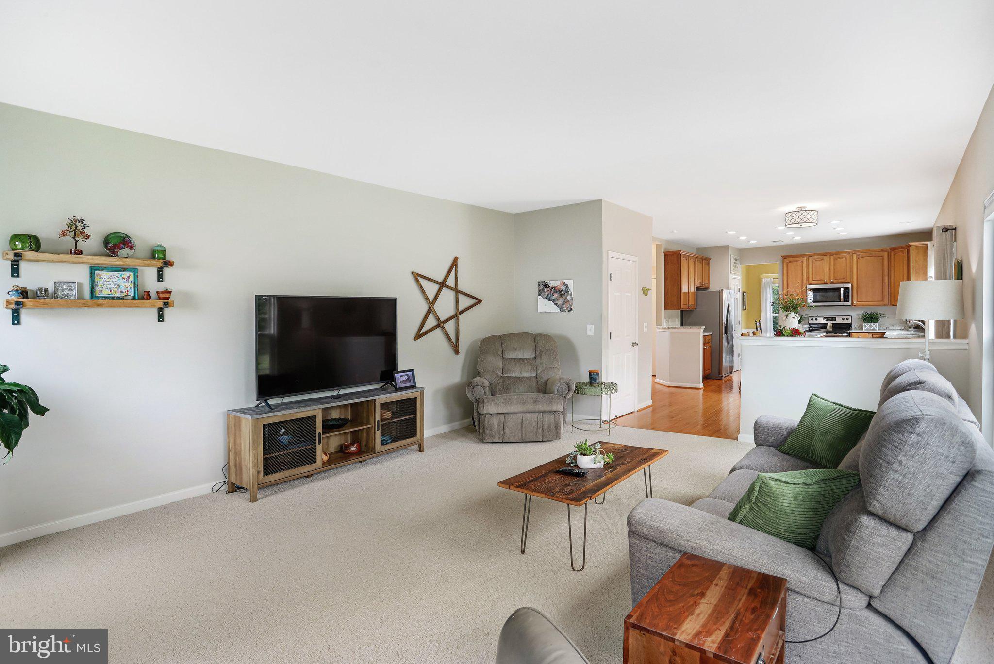 LOCUST GROVE - Residential