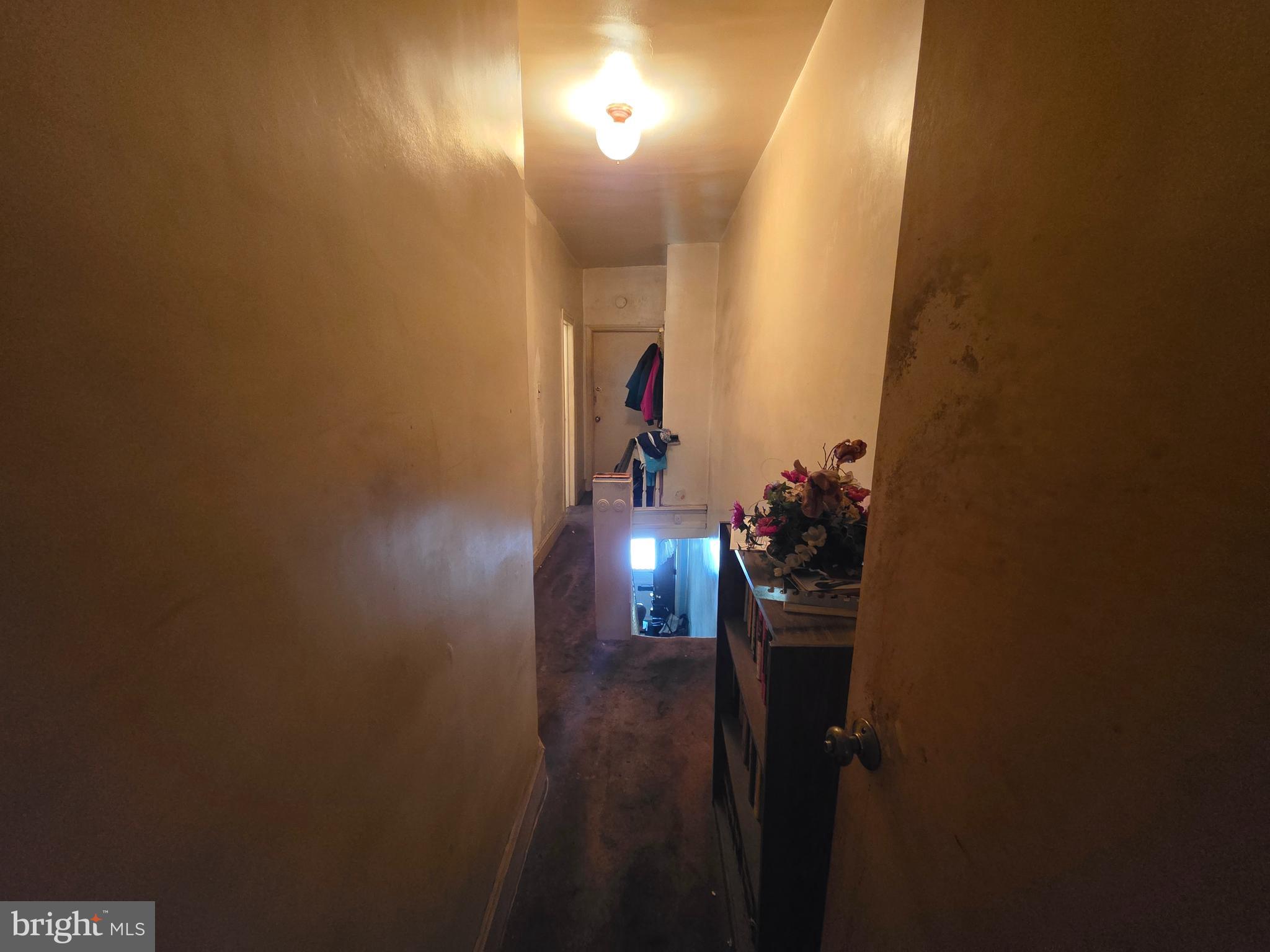 WEST OAK LANE - Residential