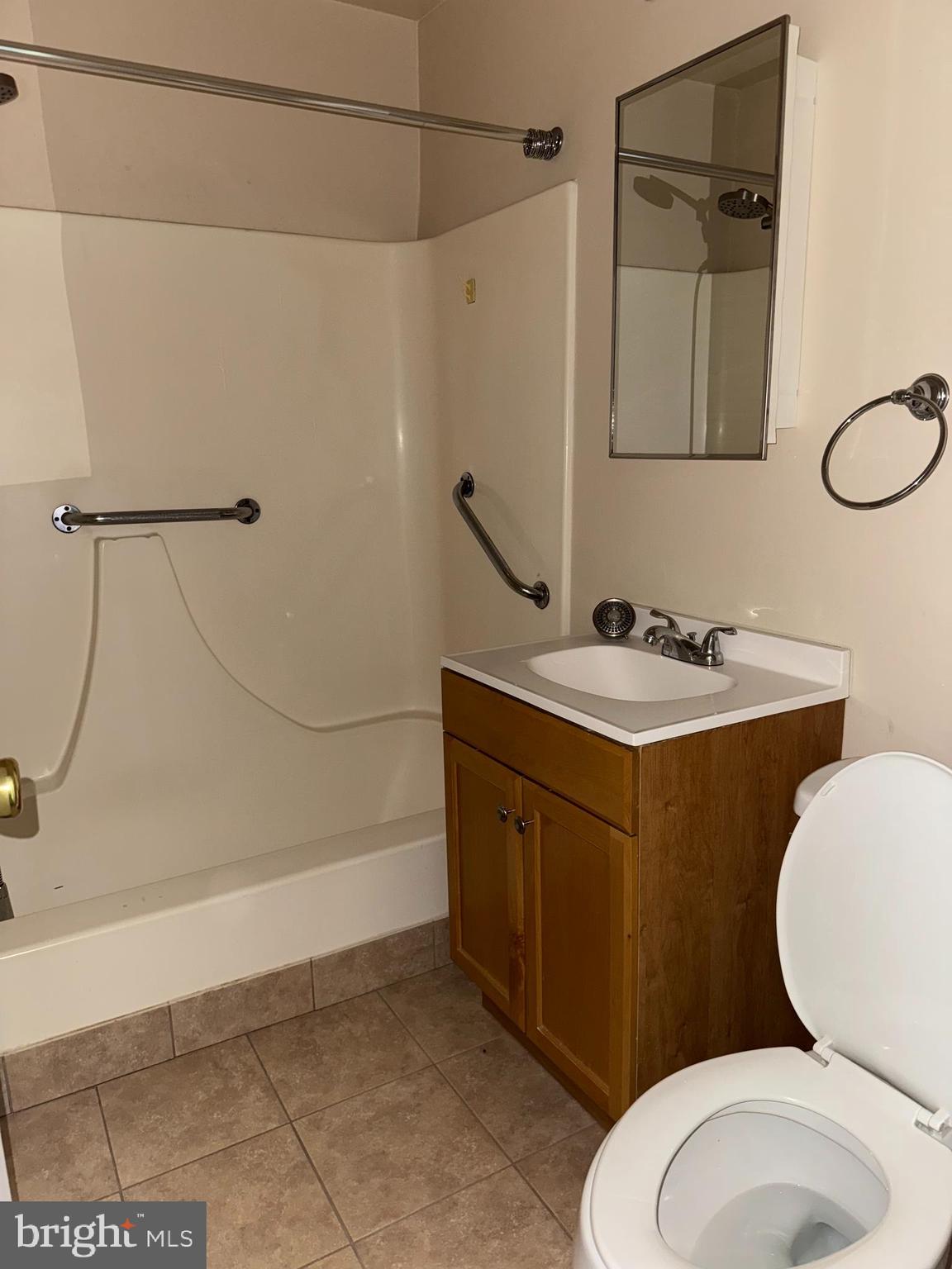 BELLS CORNER - Residential Lease