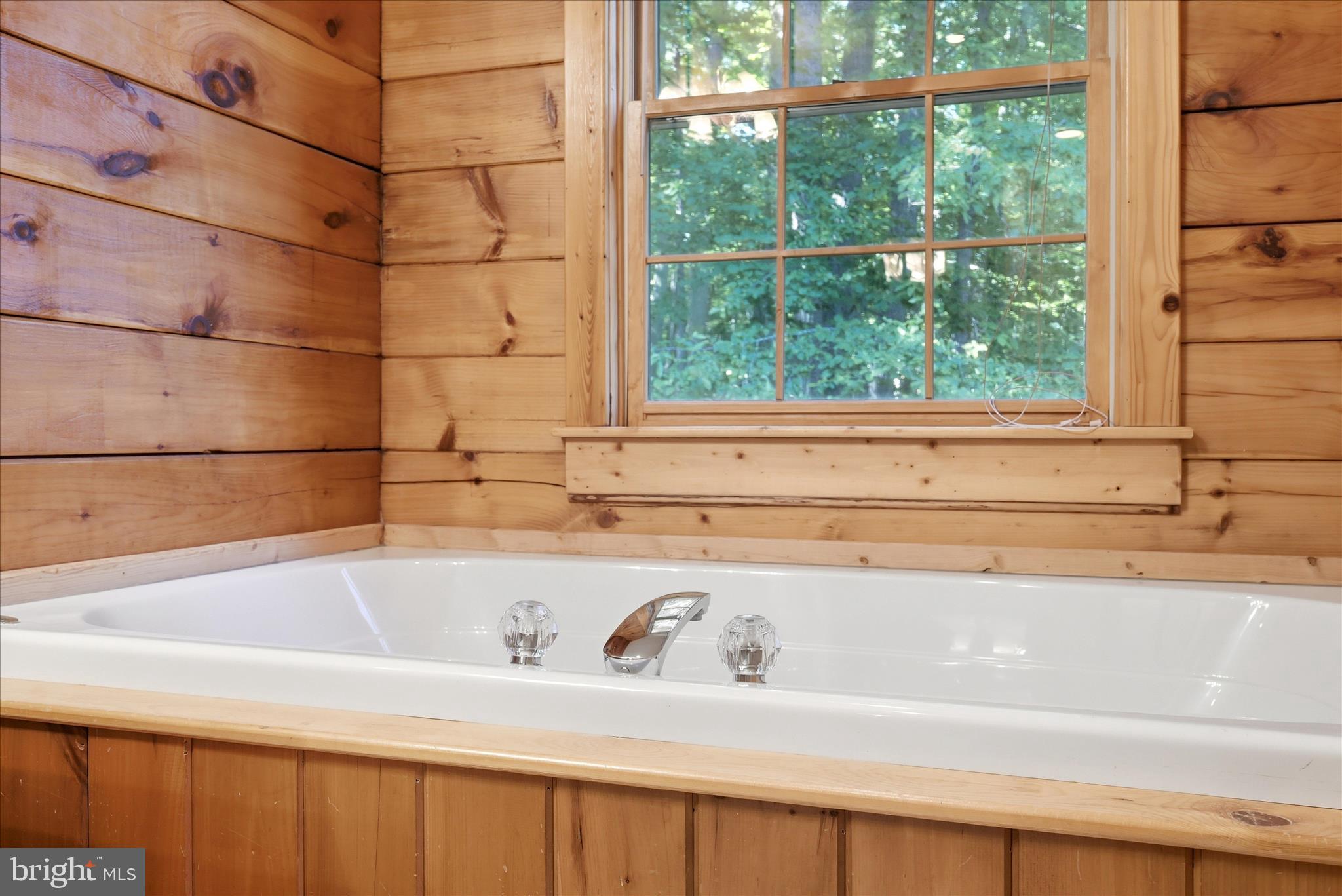 OREGON HOLLOW EST - Residential