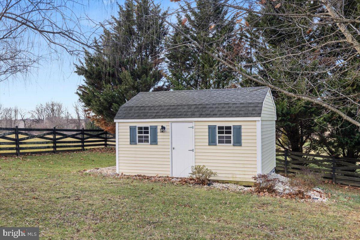SPRUCE HILL ESTATES - Residential