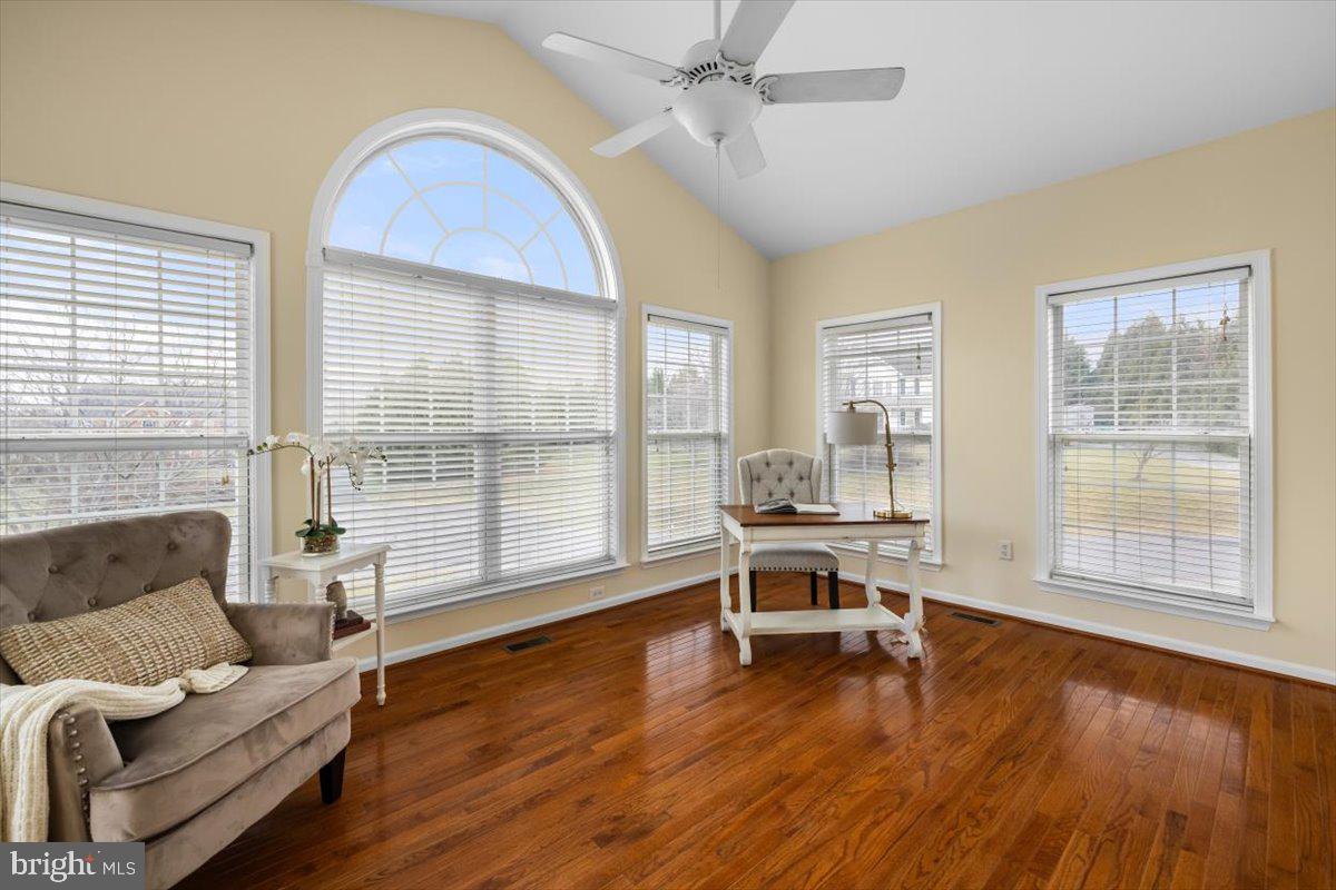 SPRUCE HILL ESTATES - Residential