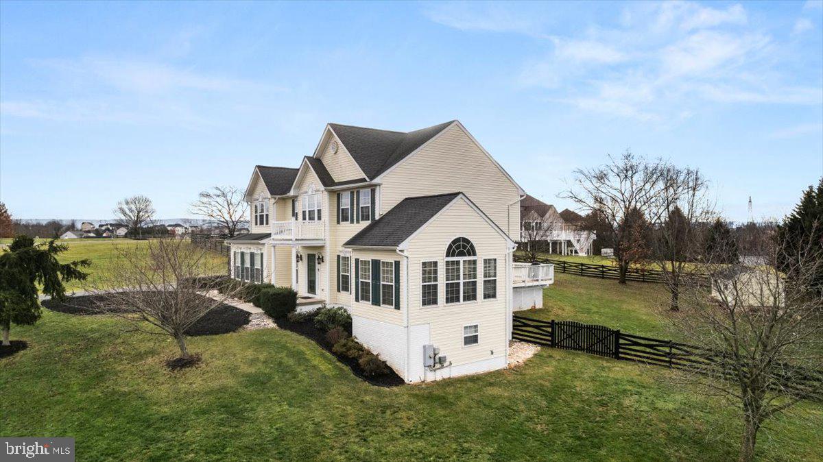 SPRUCE HILL ESTATES - Residential