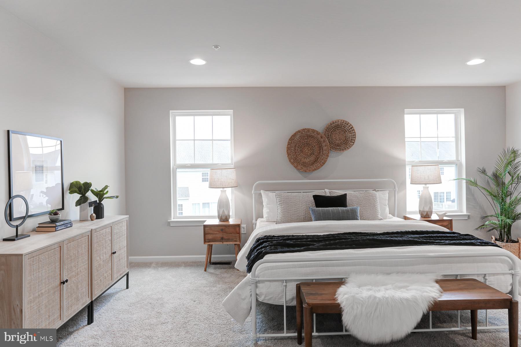 ORCHARD GLEN - Residential
