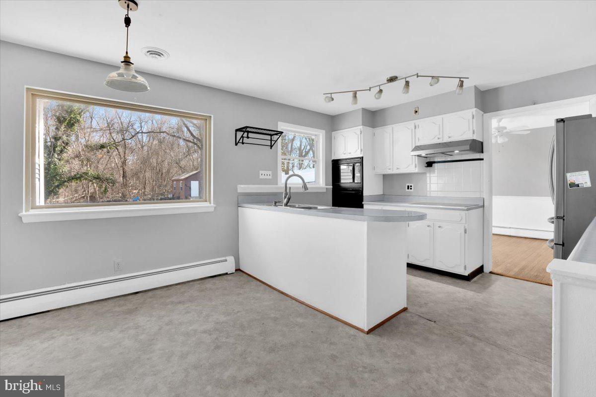 BROADWATER ESTATES - Residential