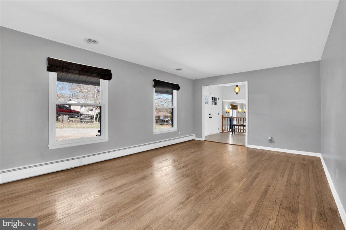 BROADWATER ESTATES - Residential
