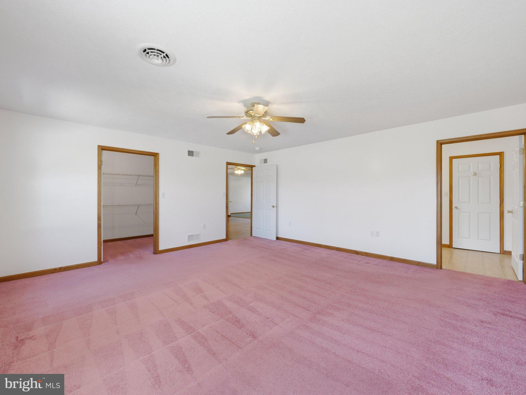 THORNWOOD VILLAGE - Residential