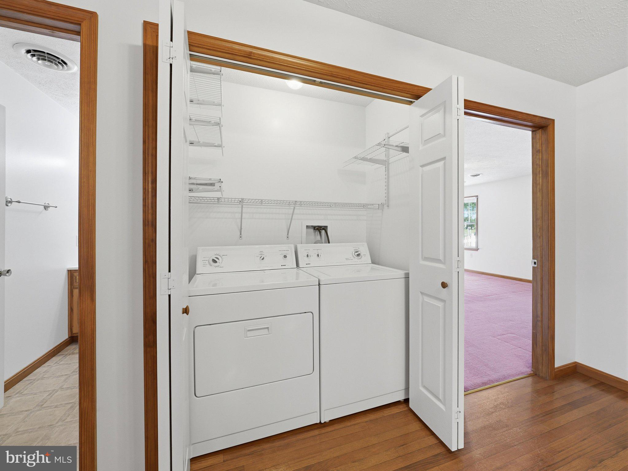 THORNWOOD VILLAGE - Residential