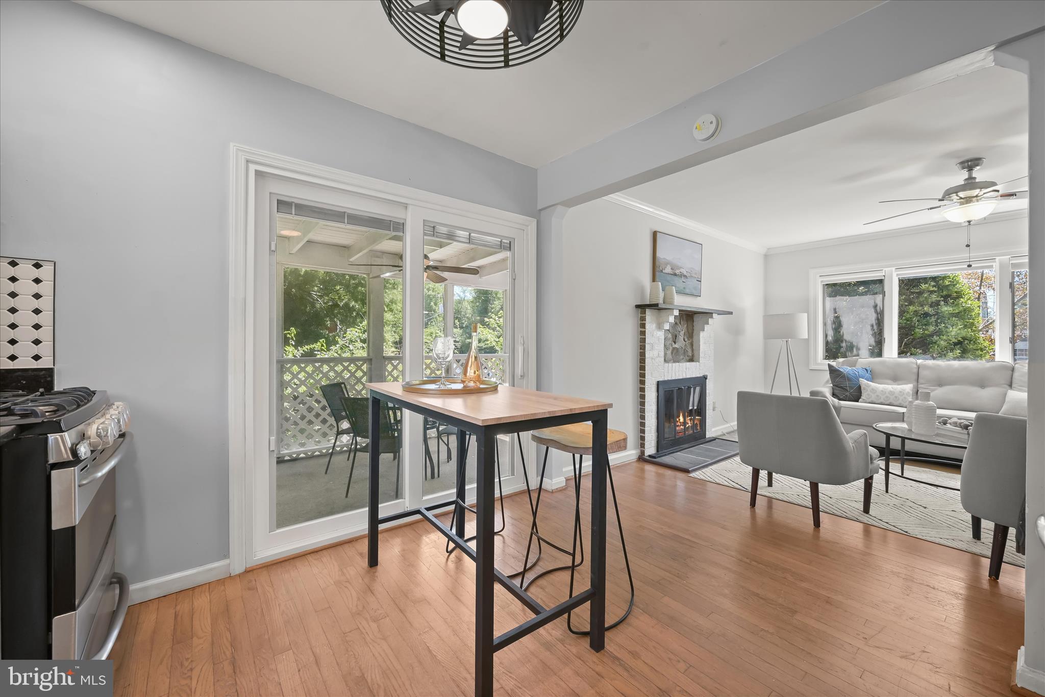 CHESTNUT HILLS - Residential