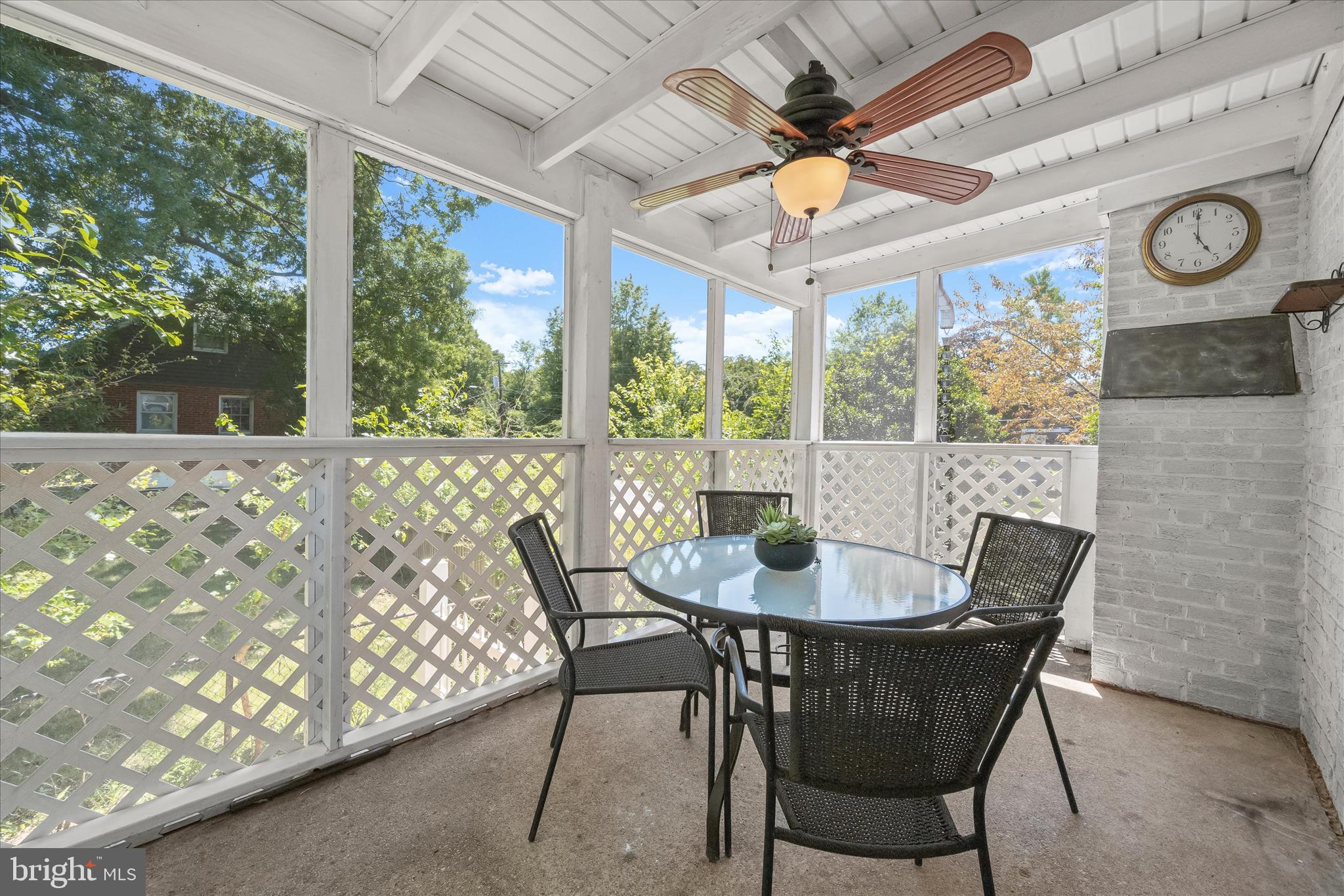 CHESTNUT HILLS - Residential