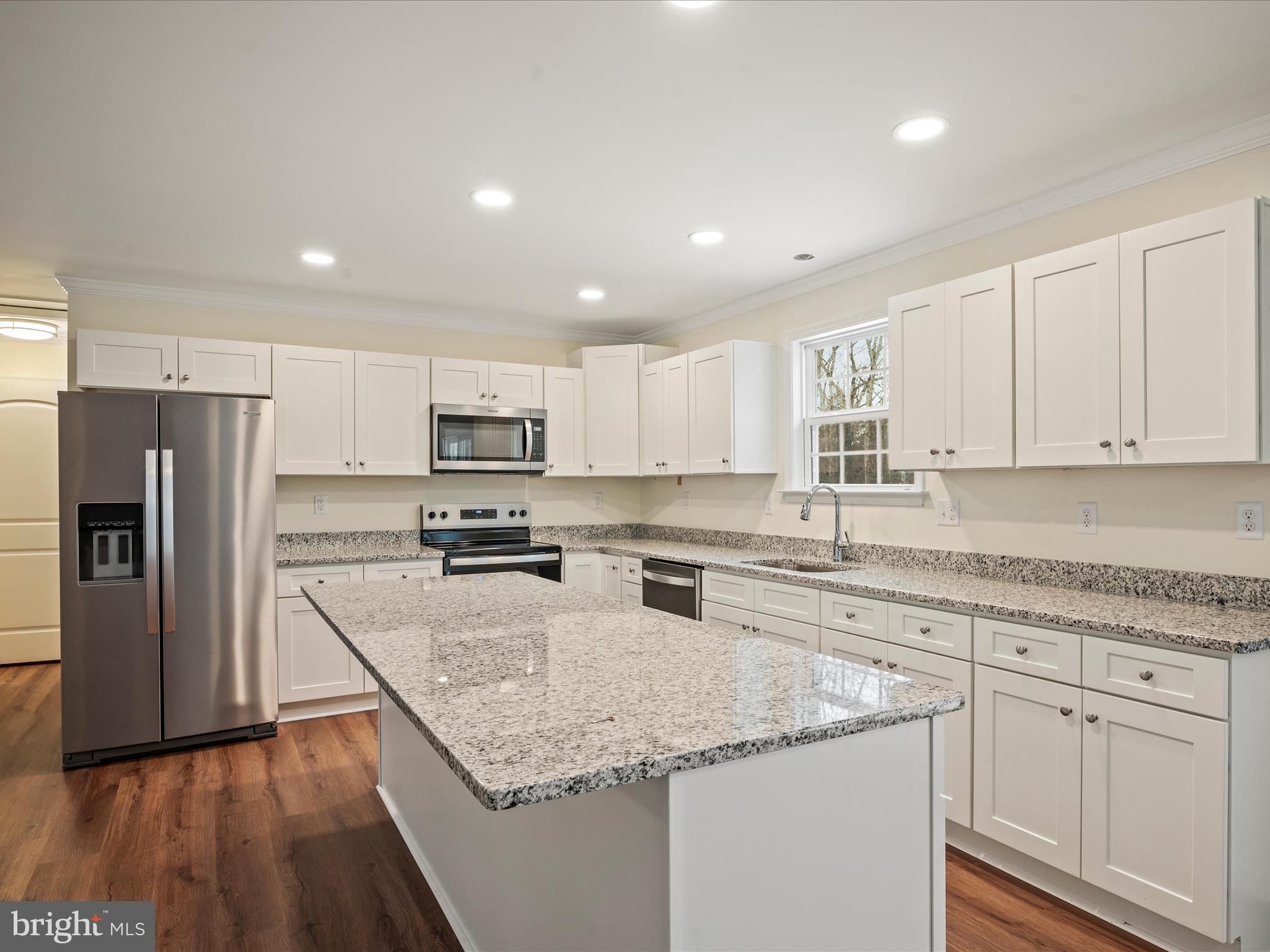 REYNOLDS ESTATES - Residential