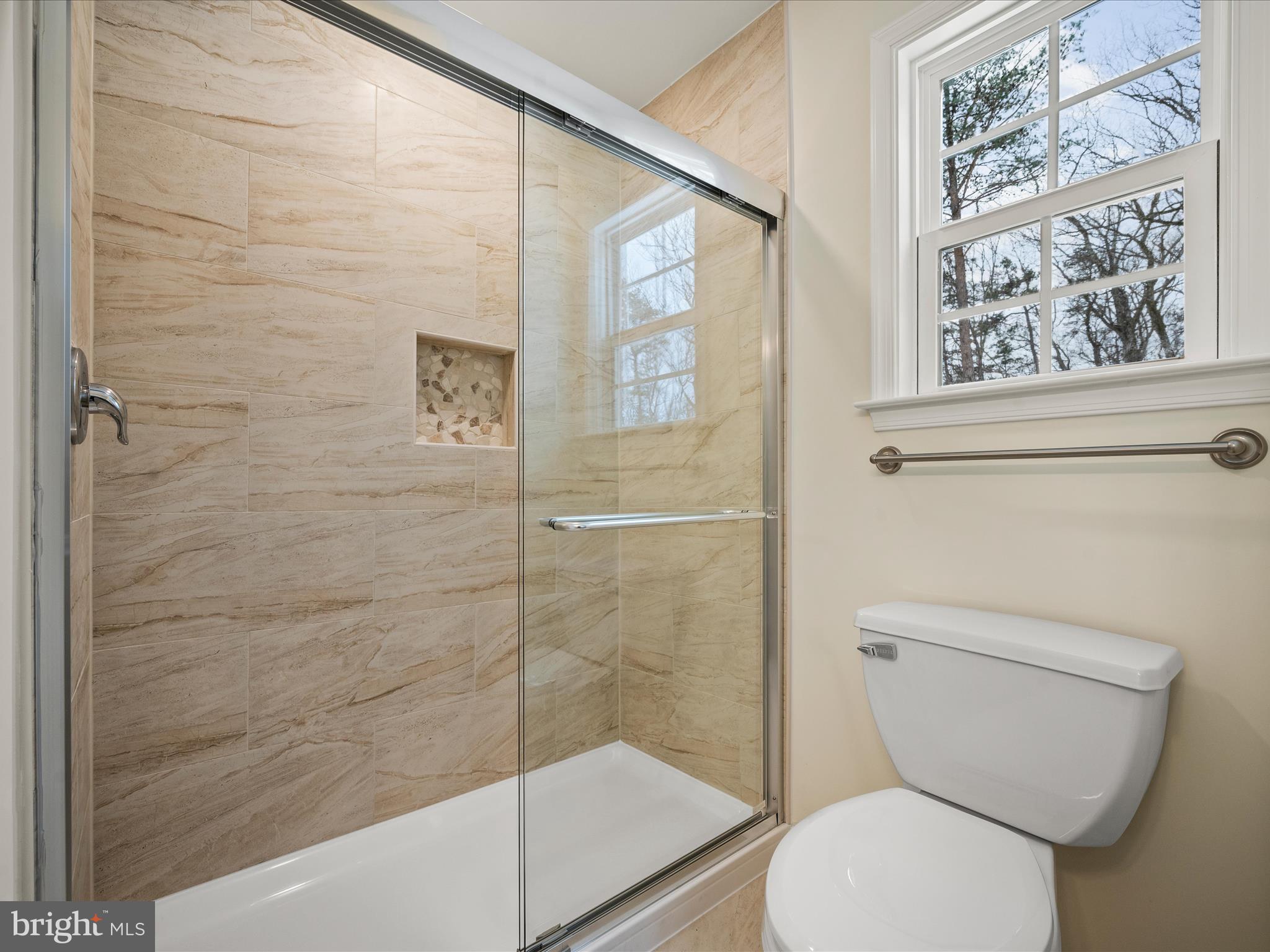 REYNOLDS ESTATES - Residential