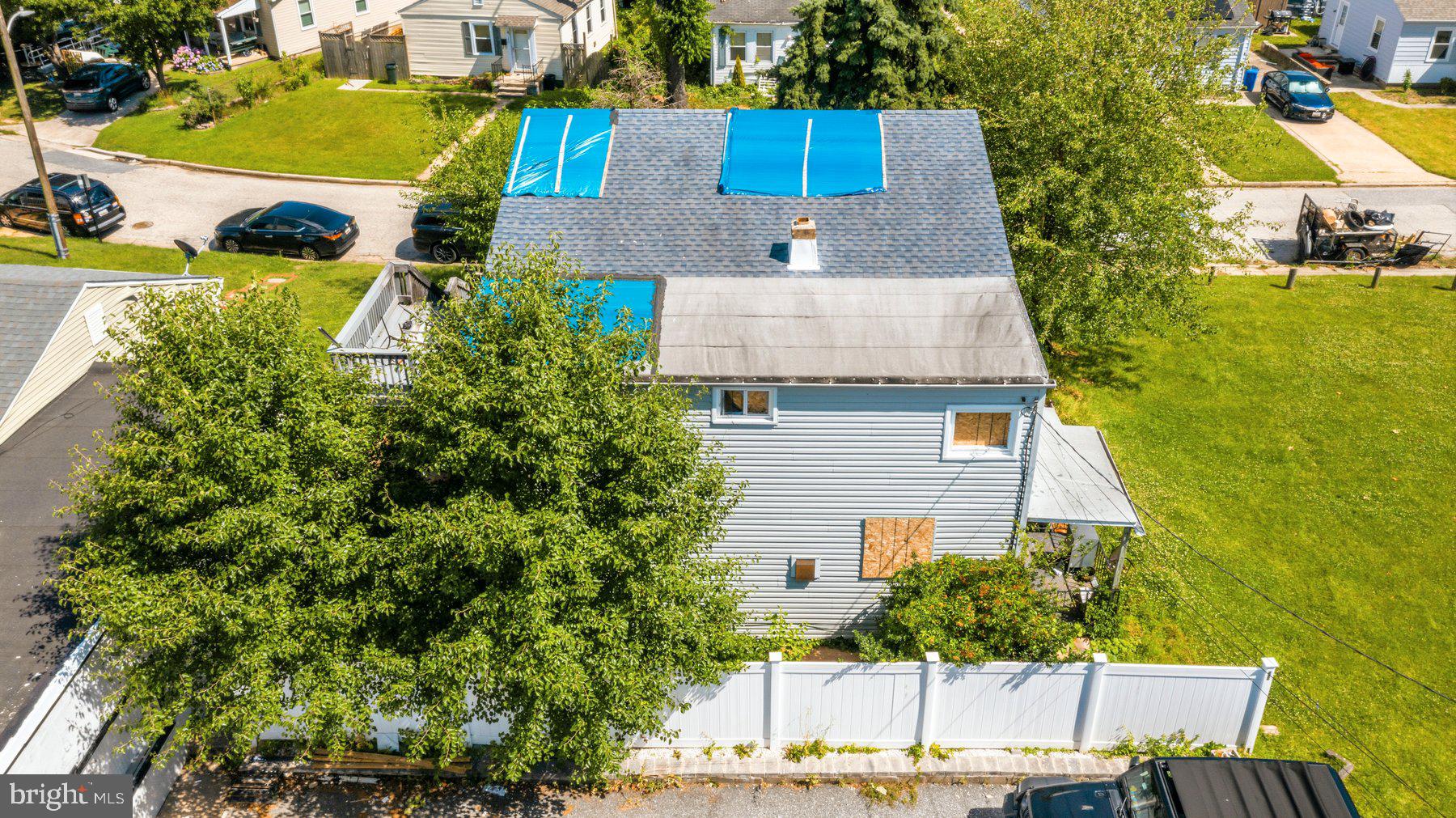 EDGEWATER - Residential