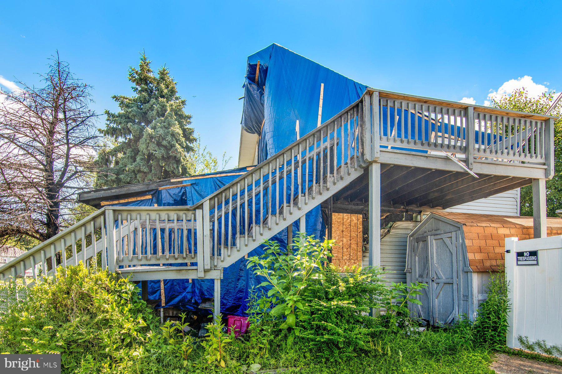 EDGEWATER - Residential