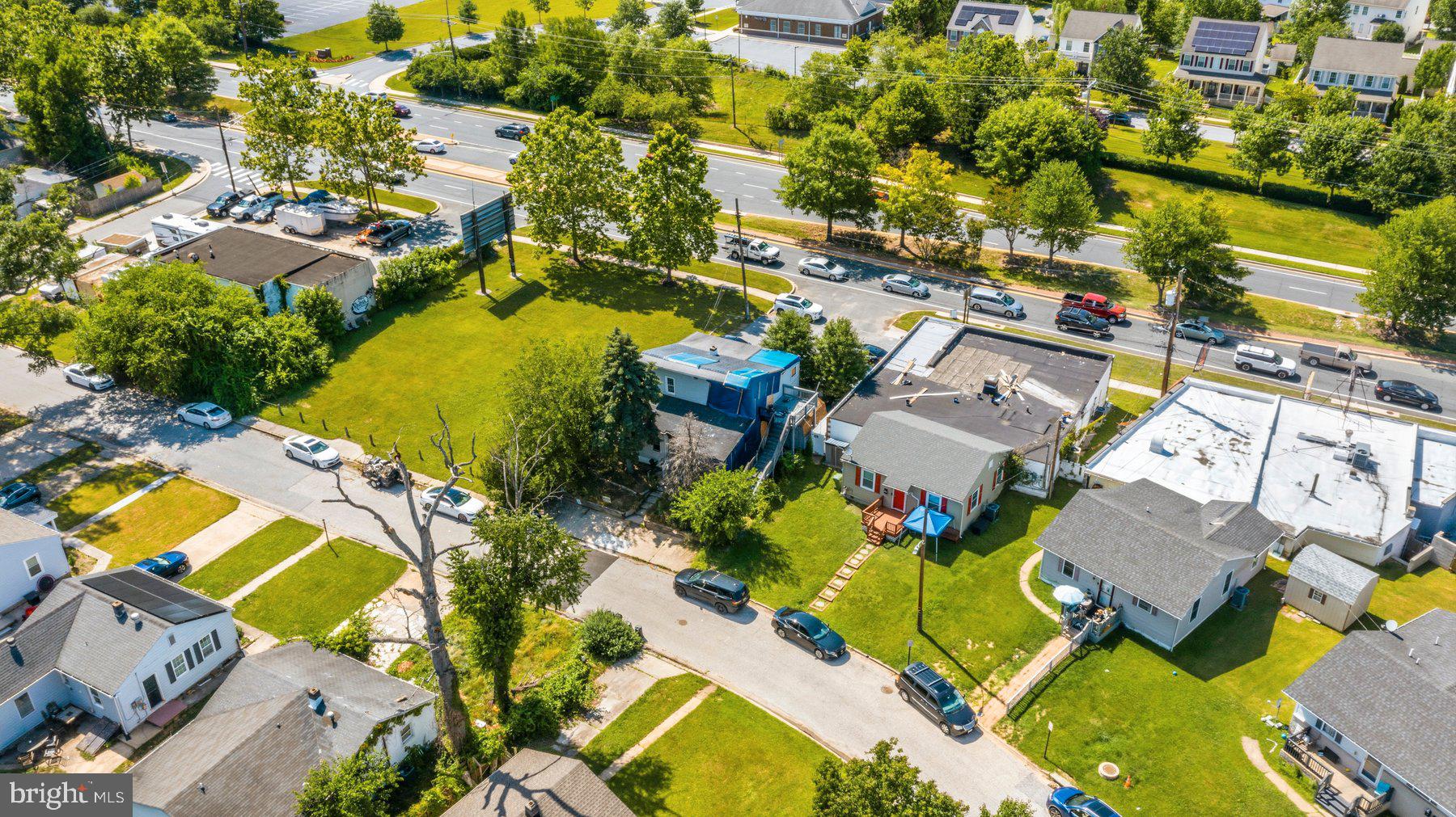 EDGEWATER - Residential