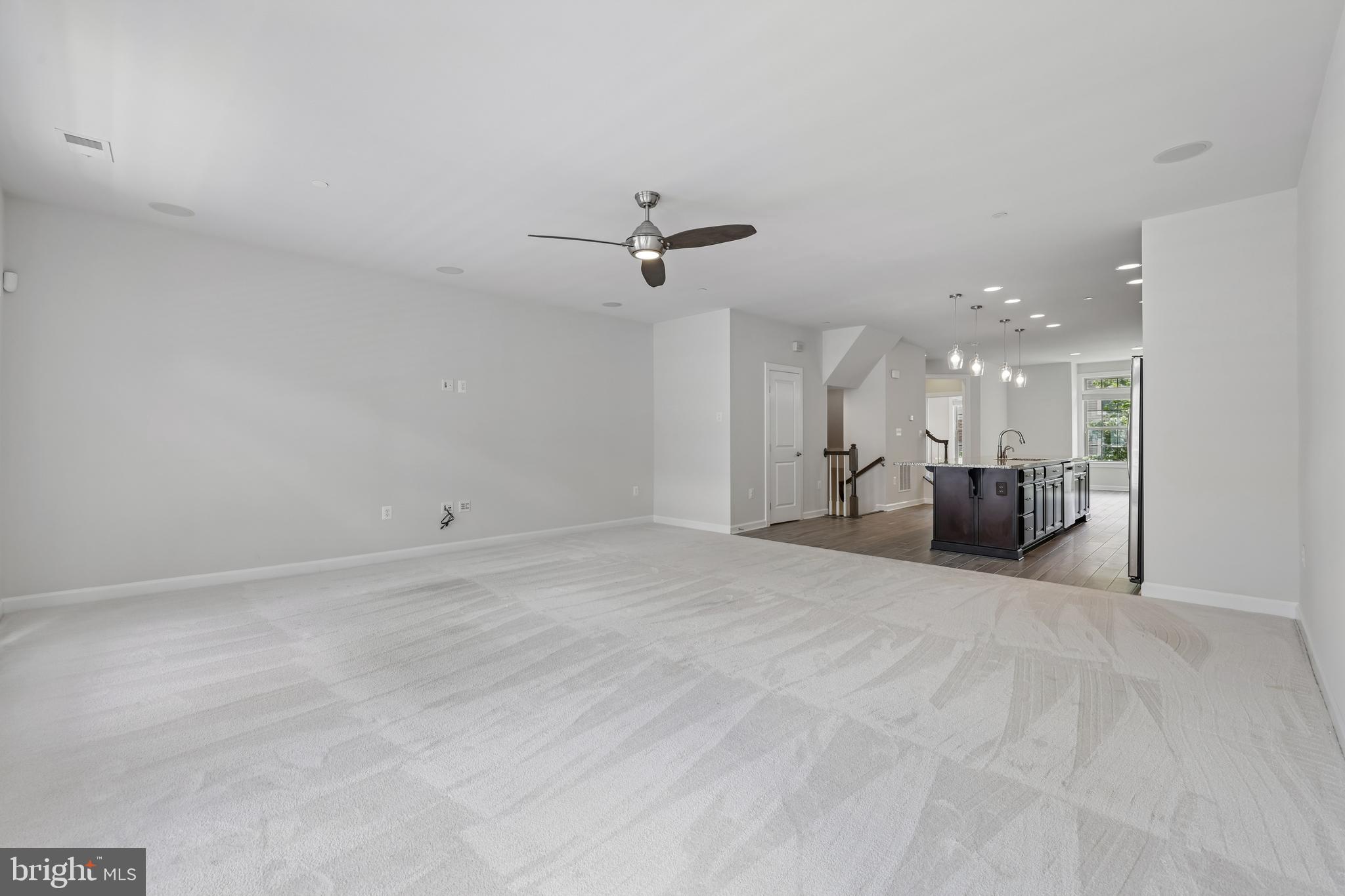 PARKSIDE - Residential