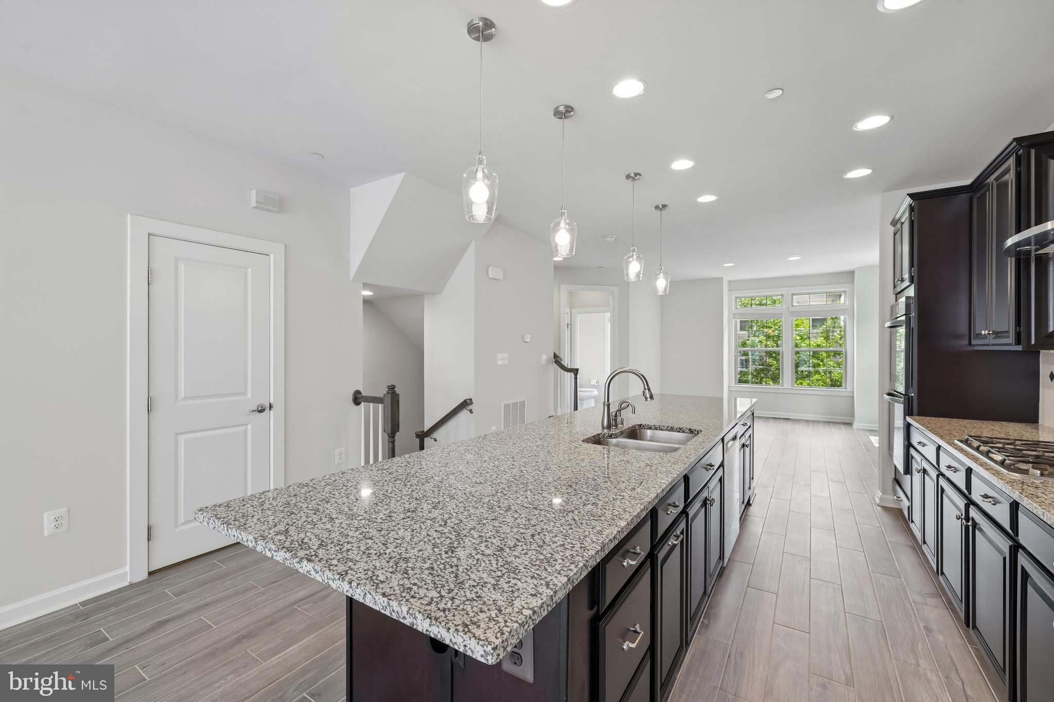 PARKSIDE - Residential