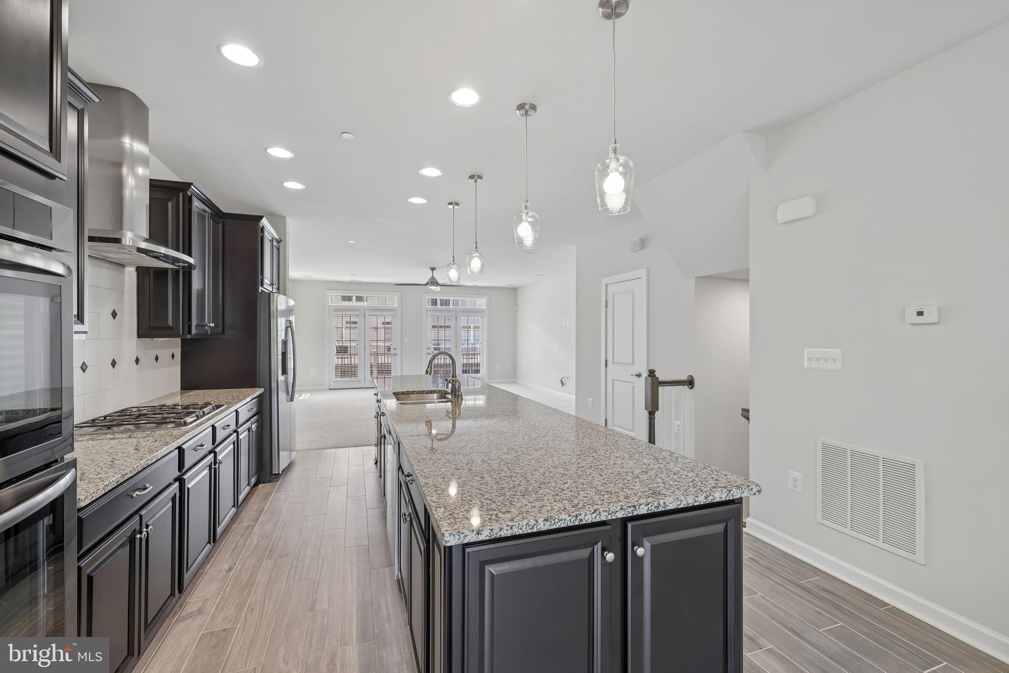 PARKSIDE - Residential