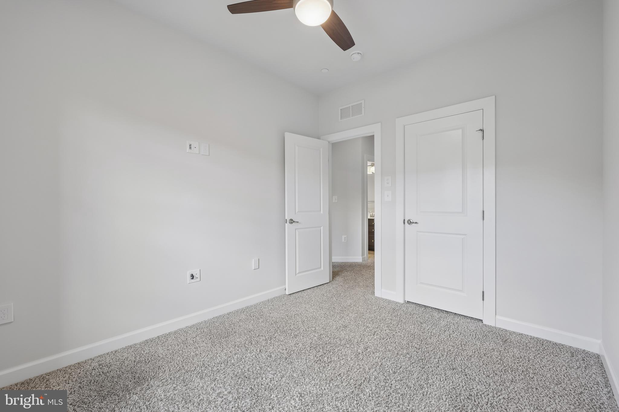 PARKSIDE - Residential
