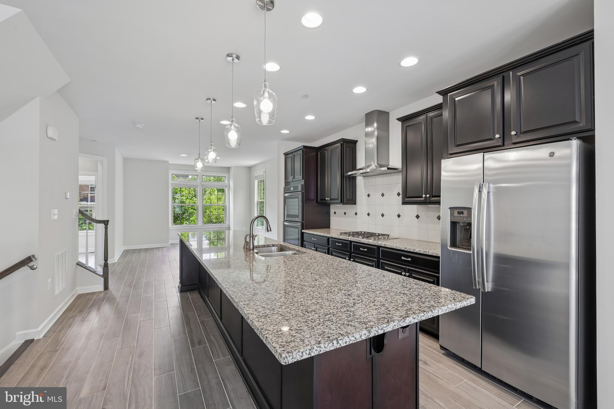 PARKSIDE - Residential